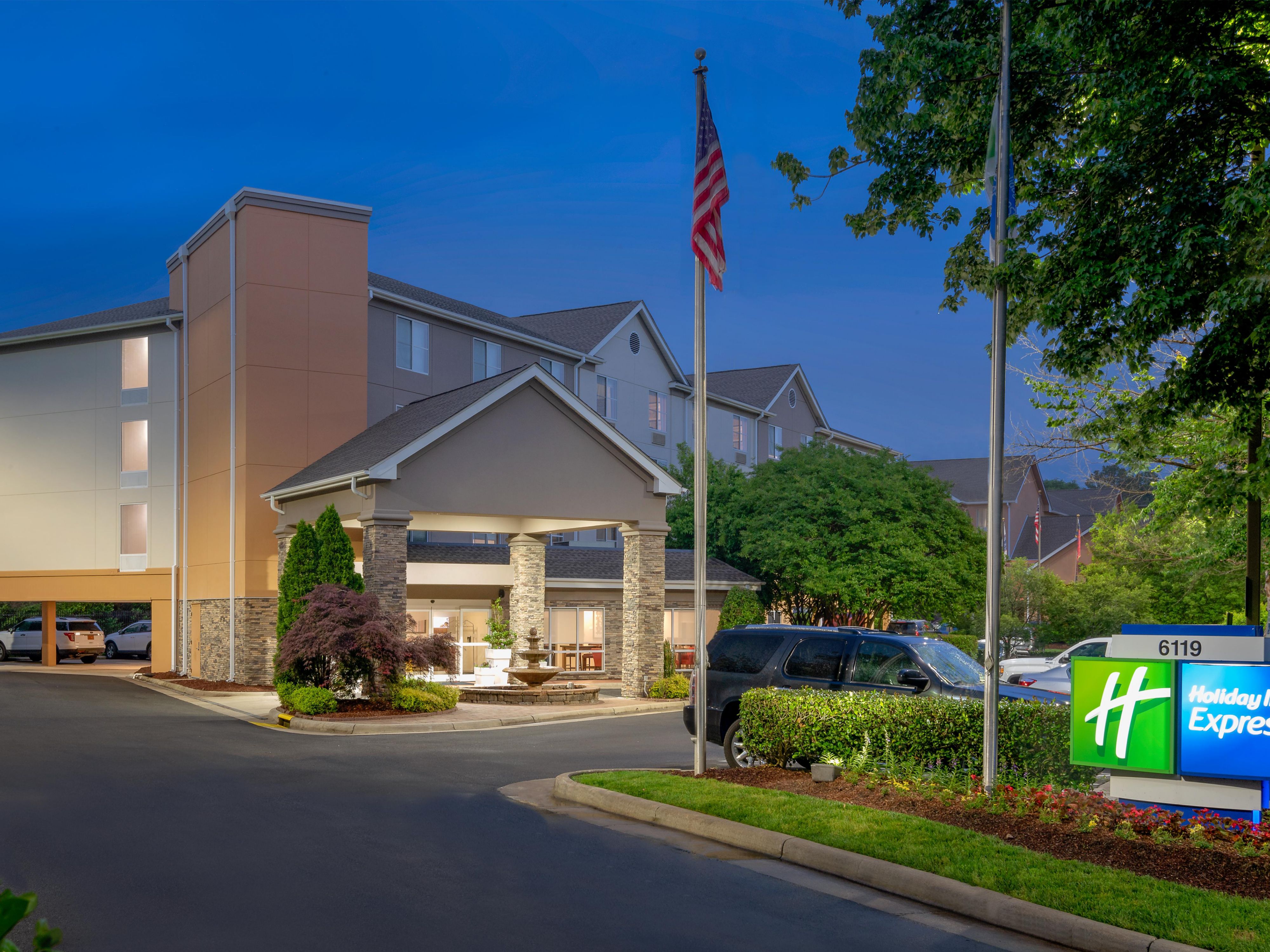 Chapel Hill Hotels near UNC Chapel Hill | Holiday Inn Express Chapel Hill