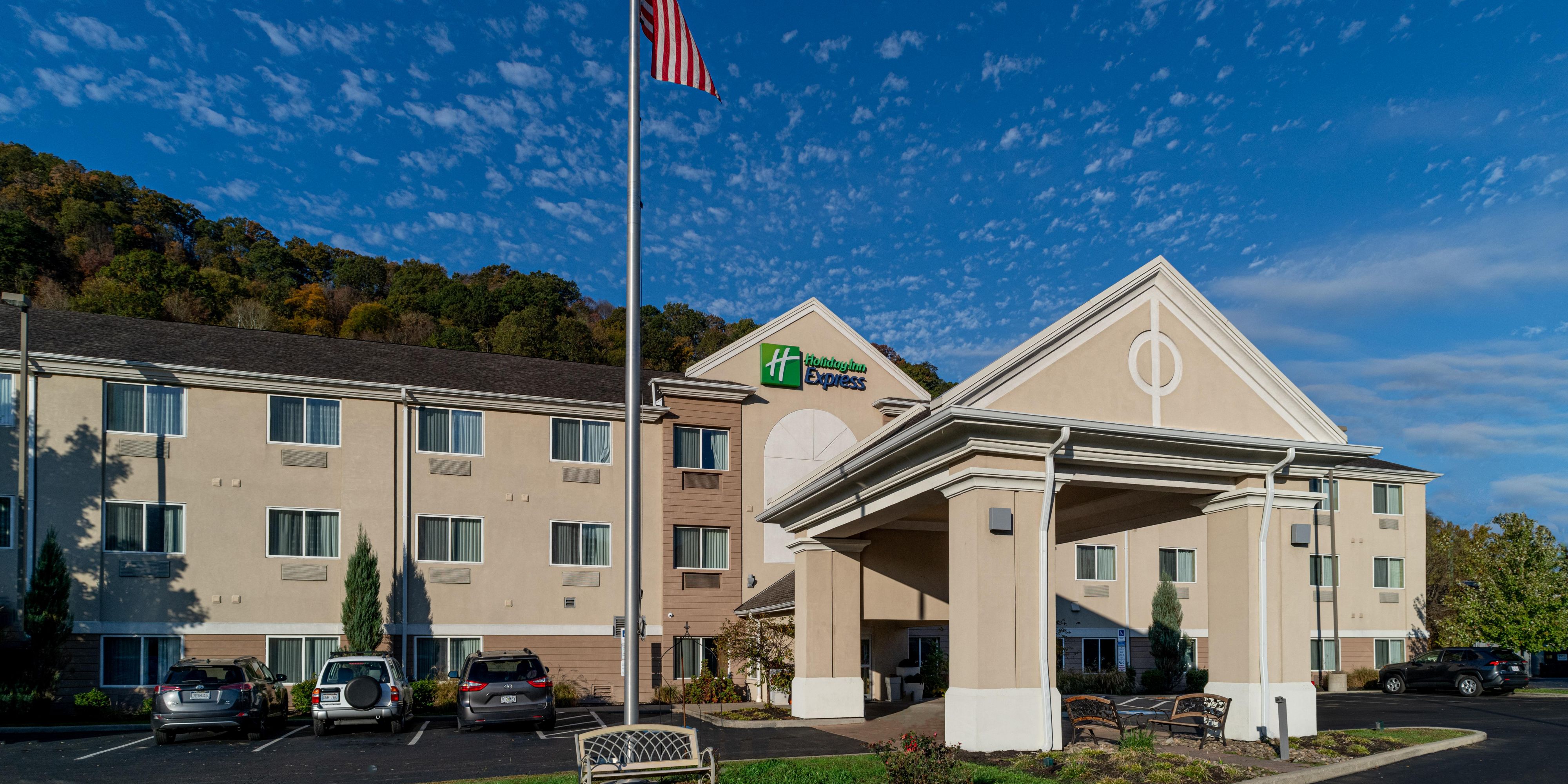 Charleston Wv Hotels Holiday Inn Express Charleston Kanawha City
