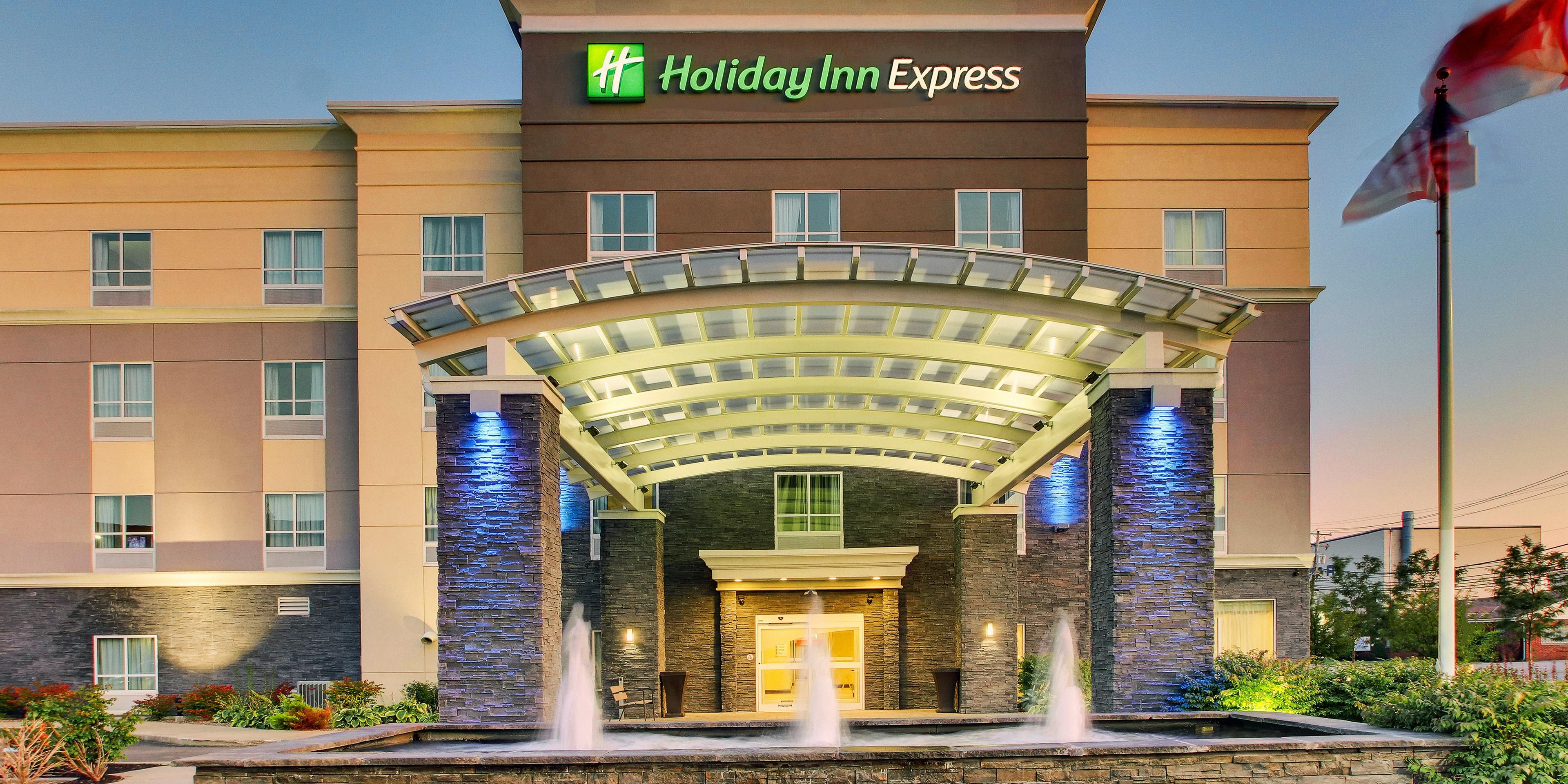 Cheektowaga Hotels Near Buffalo Airport Holiday Inn Express