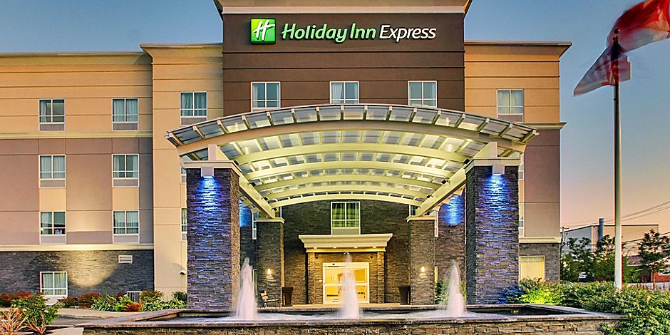 Cheektowaga Hotels Near Buffalo Airport Holiday Inn Express