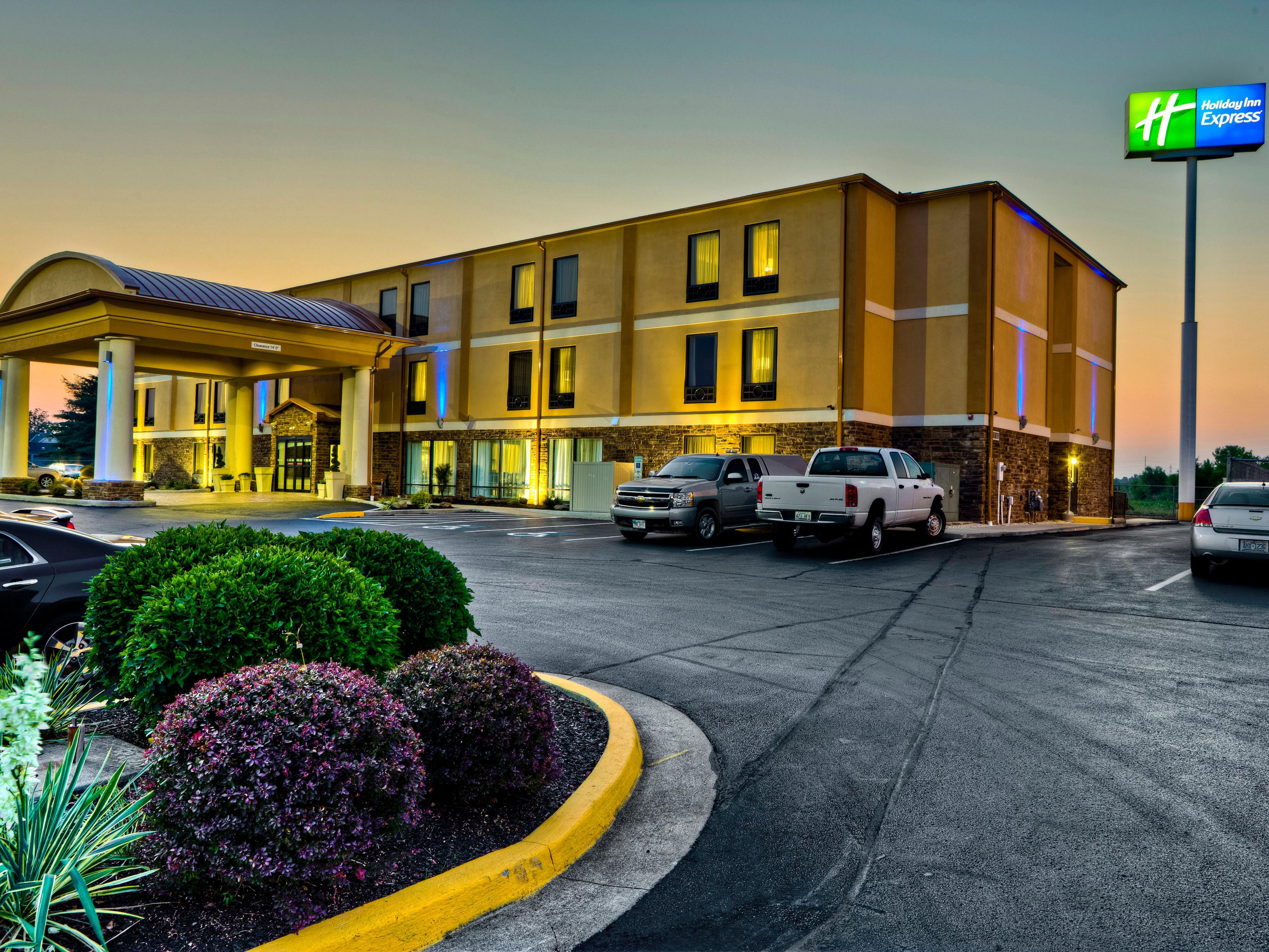 Affordable Hotels in Chillicothe, Ohio | Holiday Inn Express ...