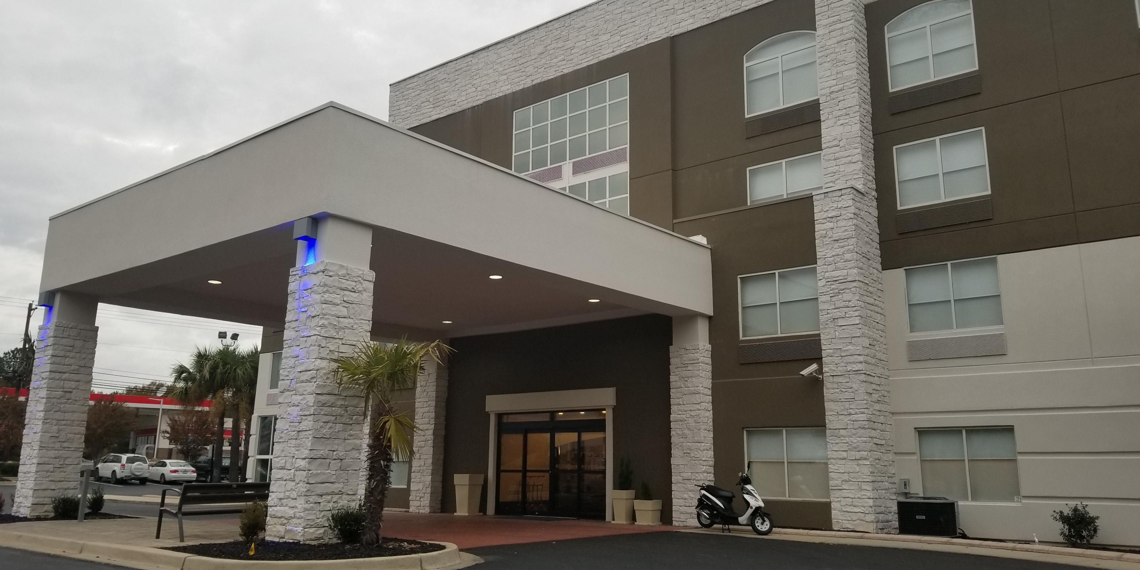 Holiday Inn Express Columbia Two Notch Hotel By Ihg