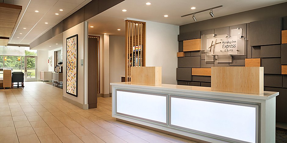 Holiday Inn Express Columbus Downtown Hotel In Columbus By Ihg