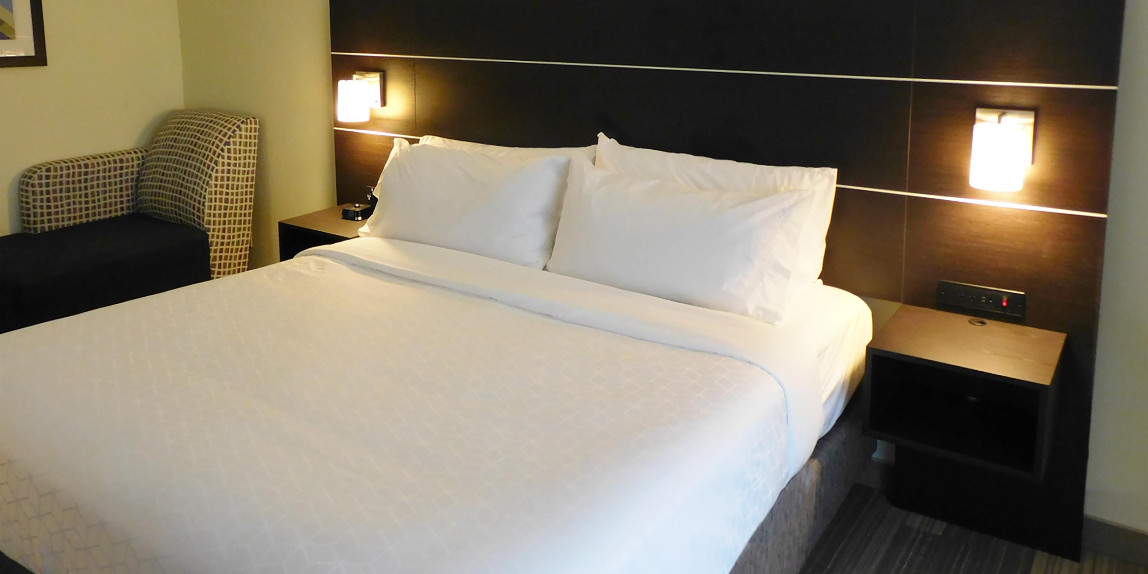 Hotels In Warwick Near Providence Holiday Inn Express Coventry S