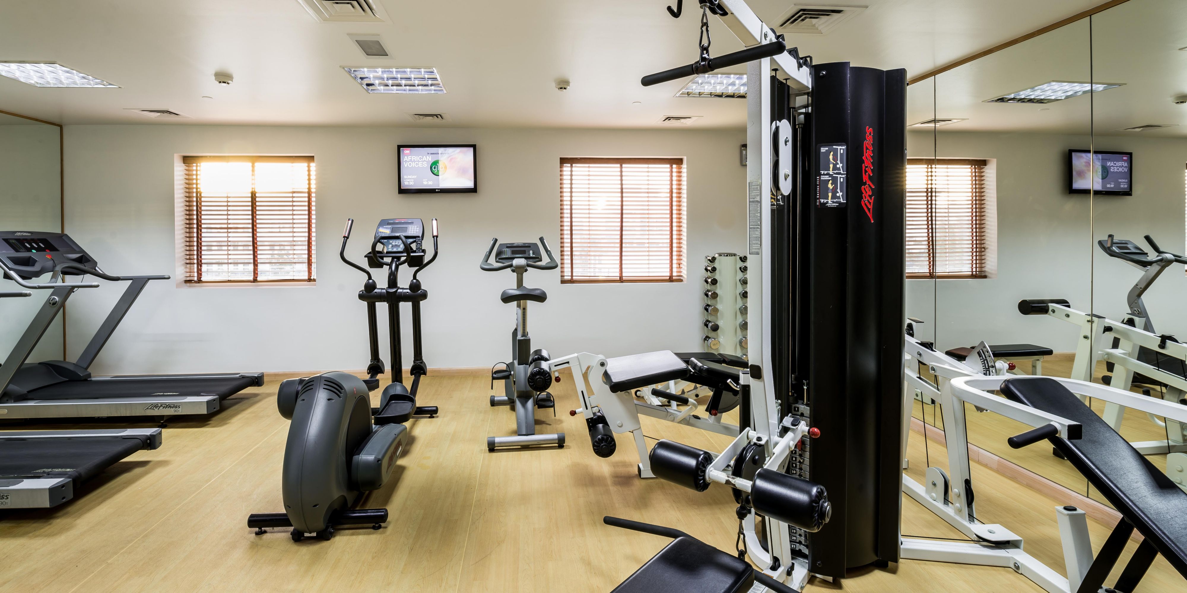 Holiday Inn Express Dubai Jumeirah Hotel By Ihg