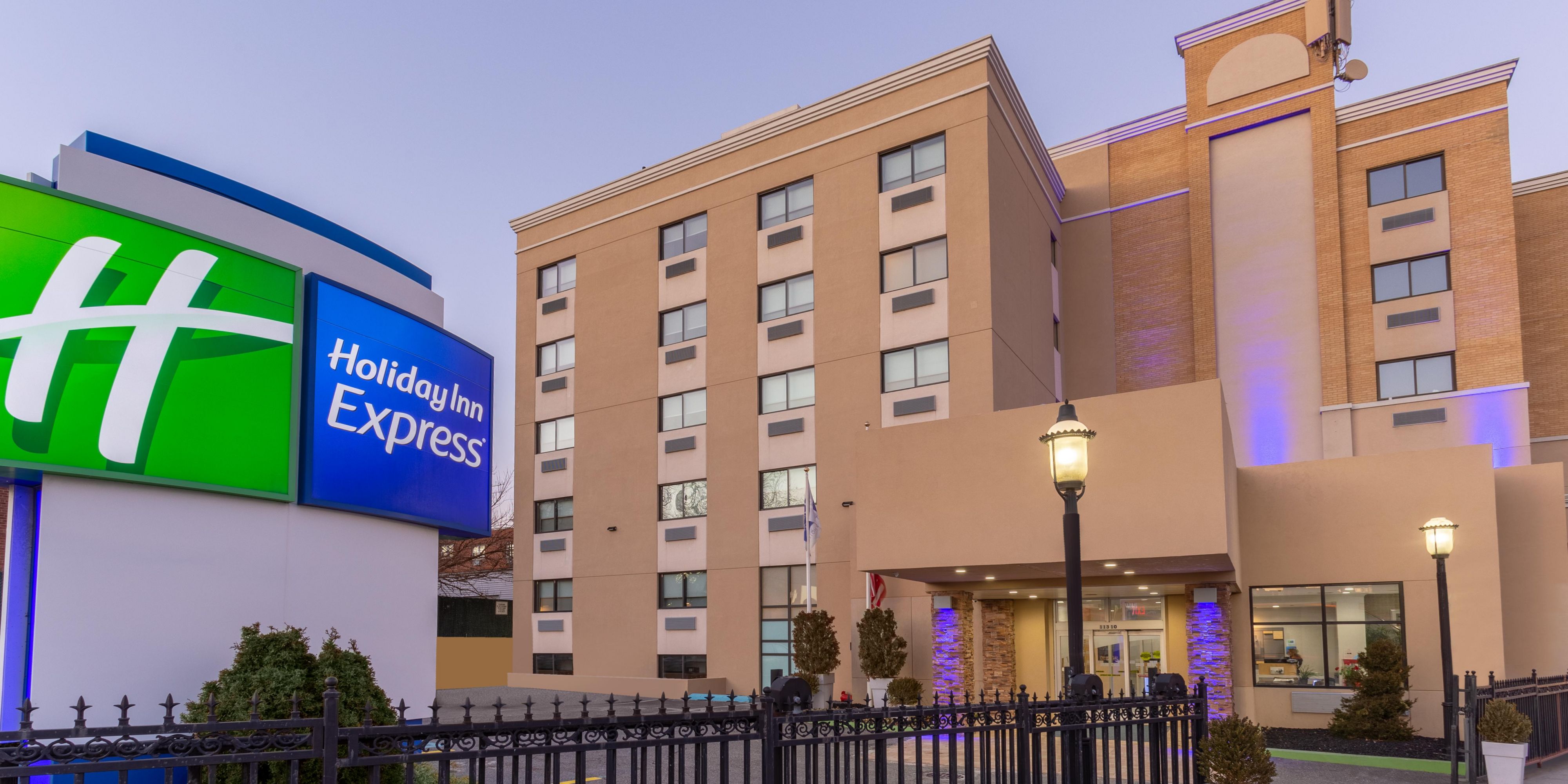 Laguardia Airport Hotels In Queens Nyc Holiday Inn Express