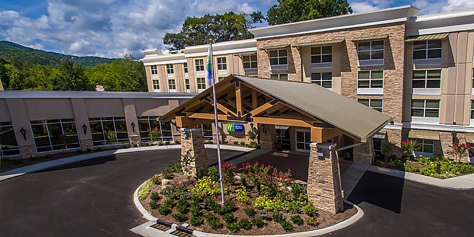 Downtown Gatlinburg Tn Hotels With Indoor Pool Holiday
