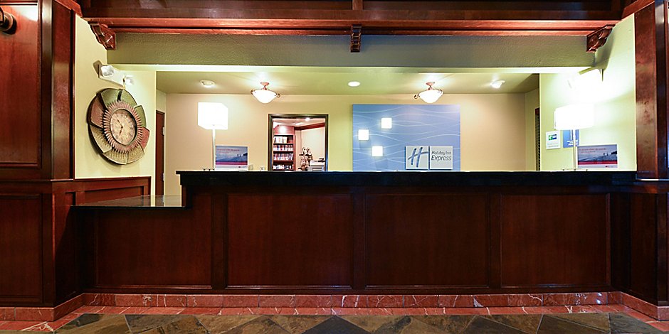 Hotels In Clackamas Oregon With Pools Holiday Inn Express