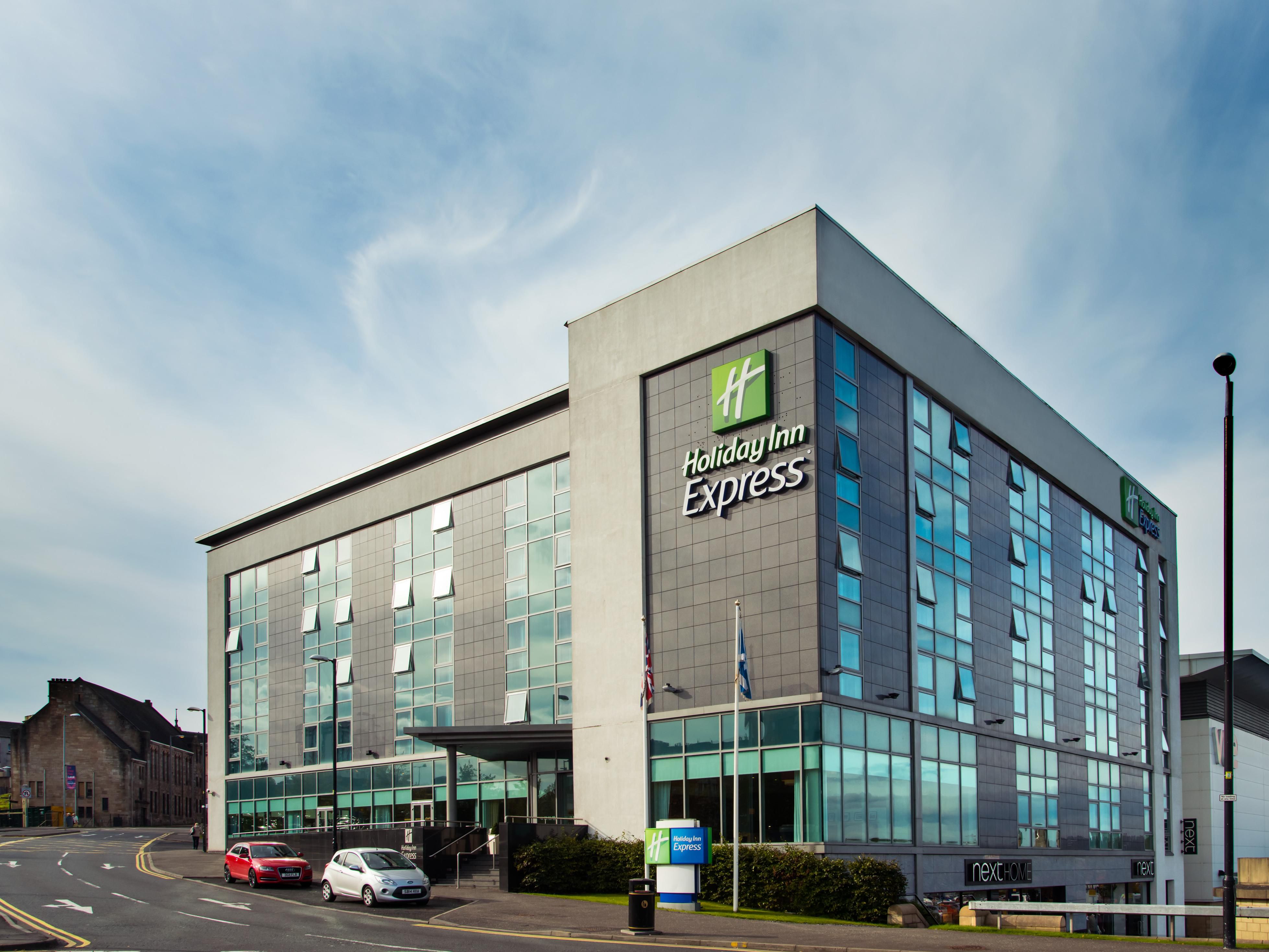holiday inn express hamilton 4728613787 4x3