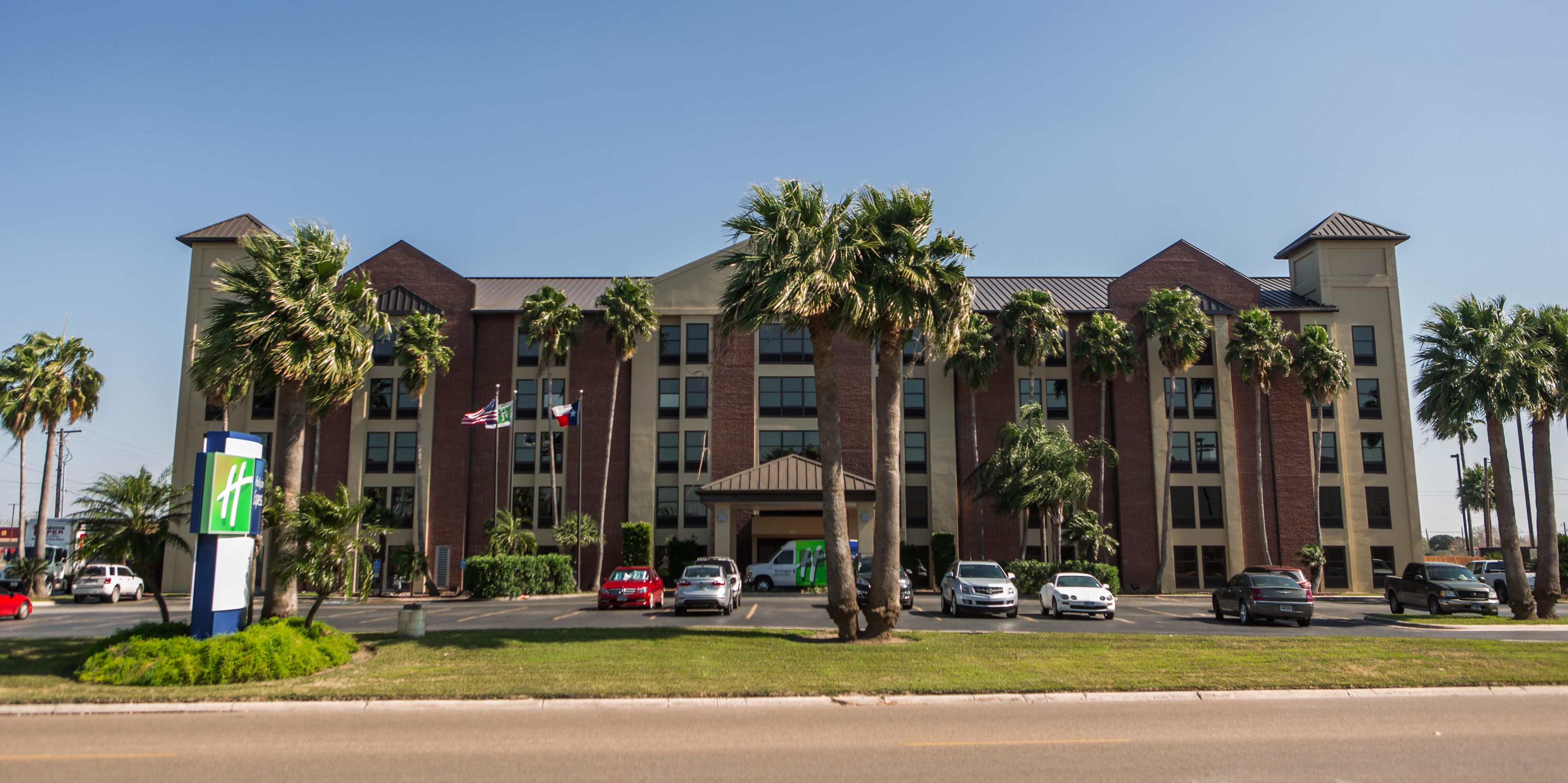 Holiday Inn Express Harlingen Map & Driving Directions Parking