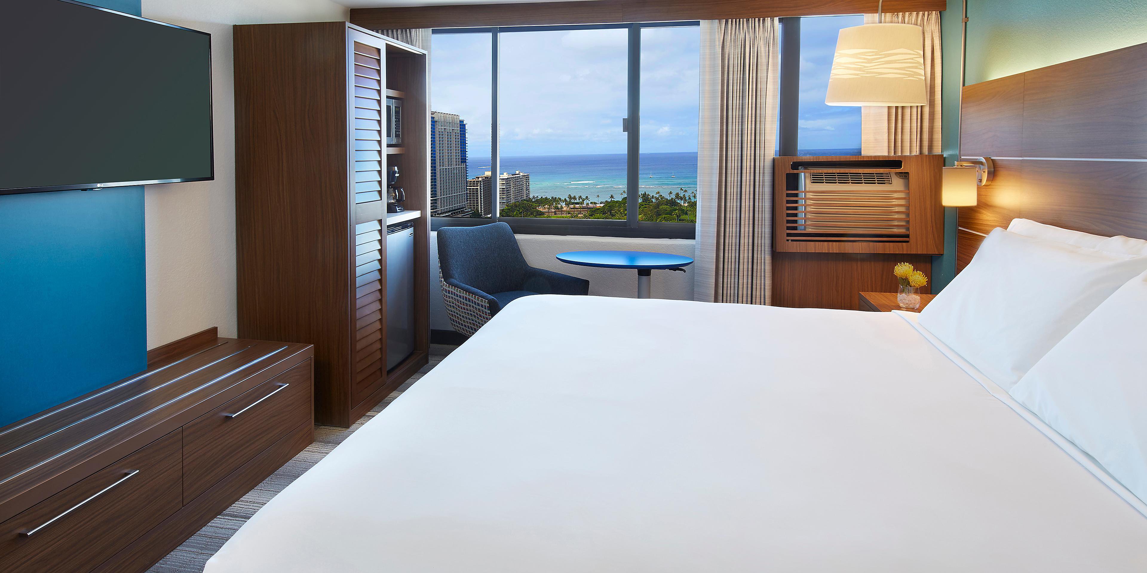 Affordable Waikiki Hotels Holiday Inn Express Waikiki