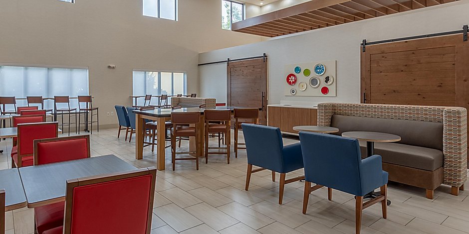 Indianapolis Hotels With Indoor Pool Holiday Inn Express