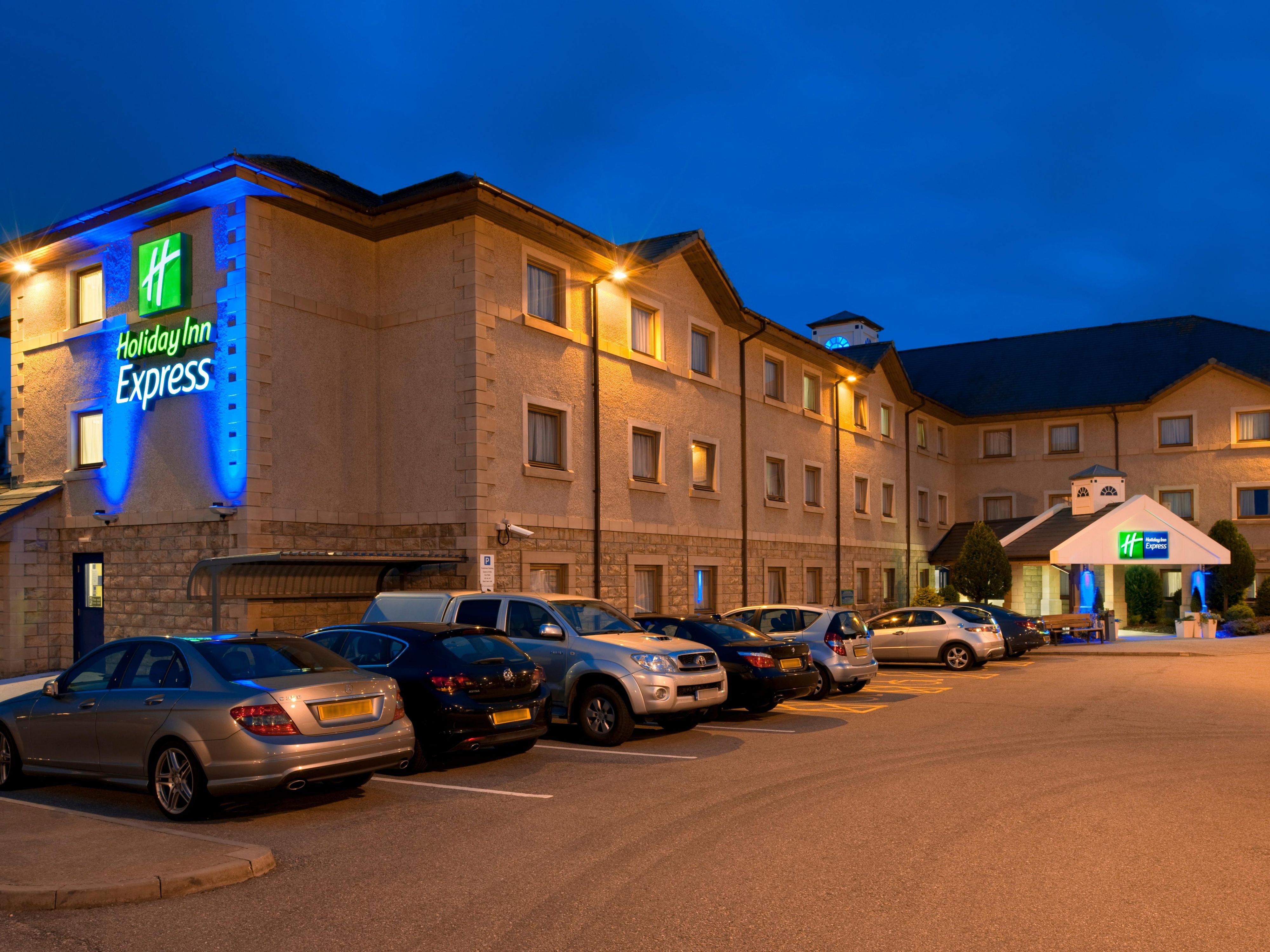 Hotels Near Inverness: Holiday Inn Express Inverness