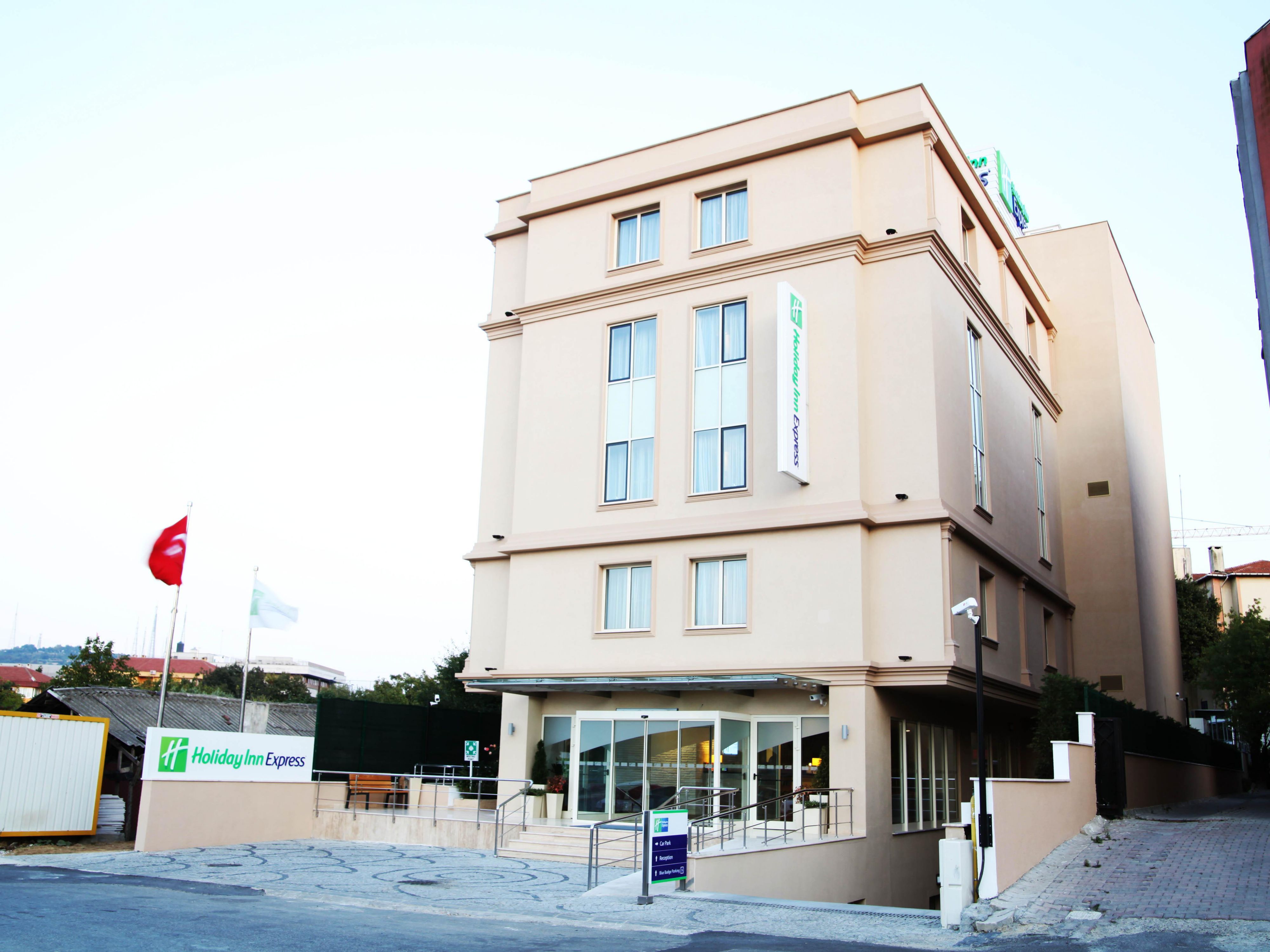 Holiday Inn Express Istanbul - Altunizade Hotel by IHG