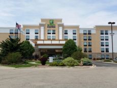 Holiday Inn Express Janesville-I-90 & Us Hwy 14