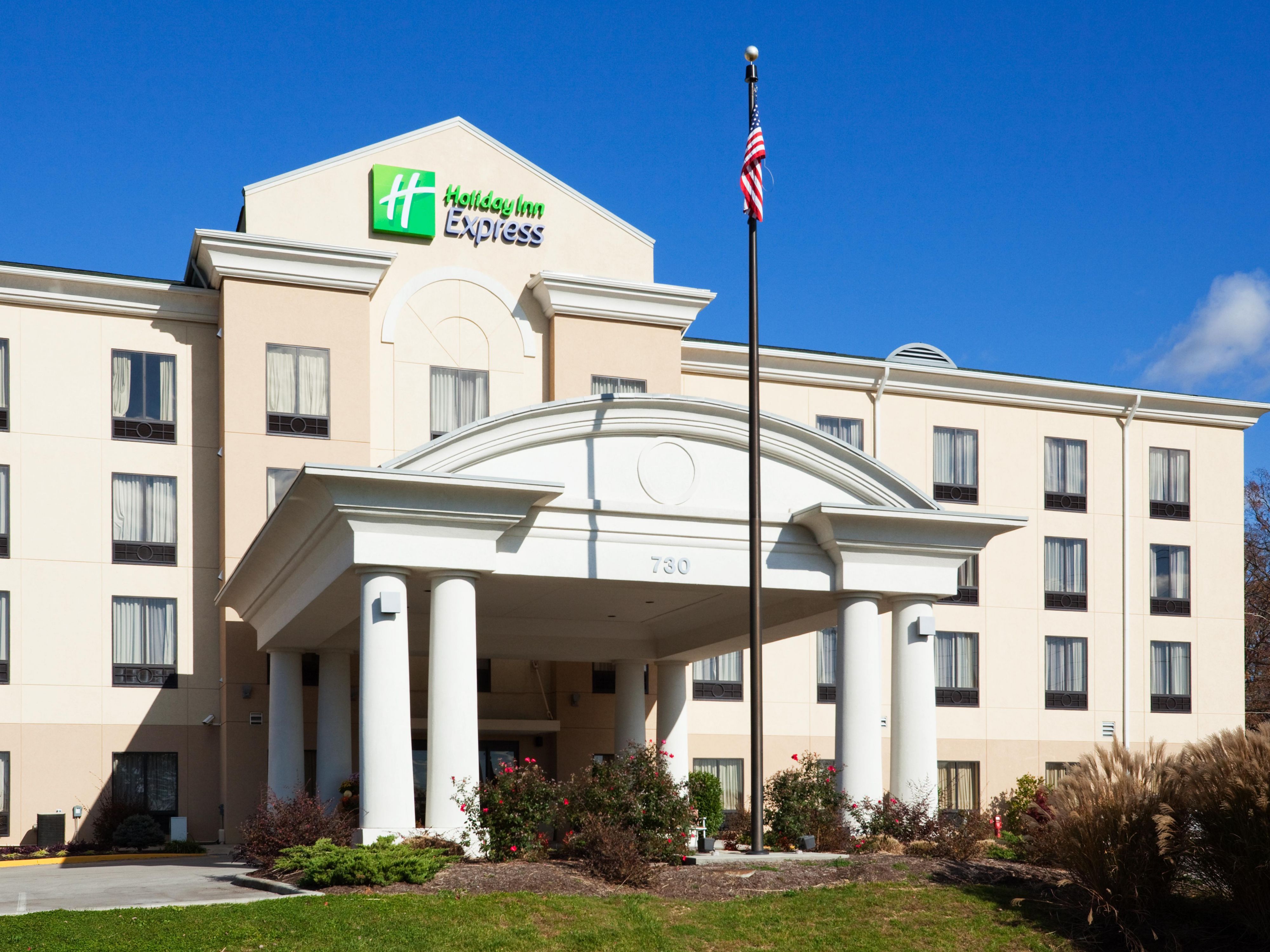 Holiday Inn Express Knoxville-Strawberry Plains Hotel by IHG