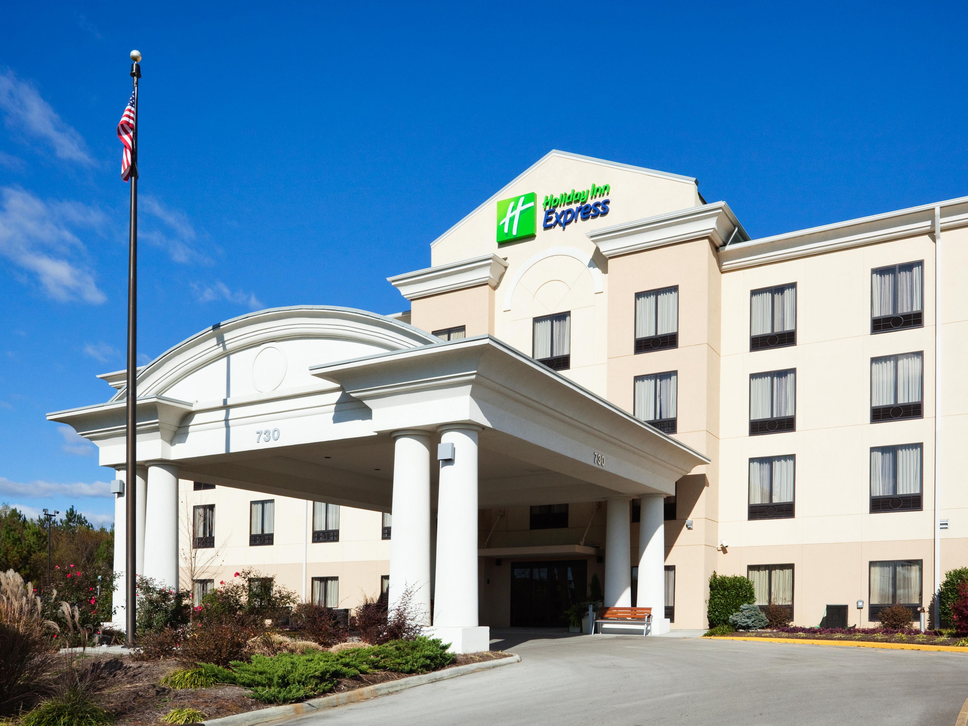 Holiday Inn Express Knoxville-Strawberry Plains Hotel by IHG