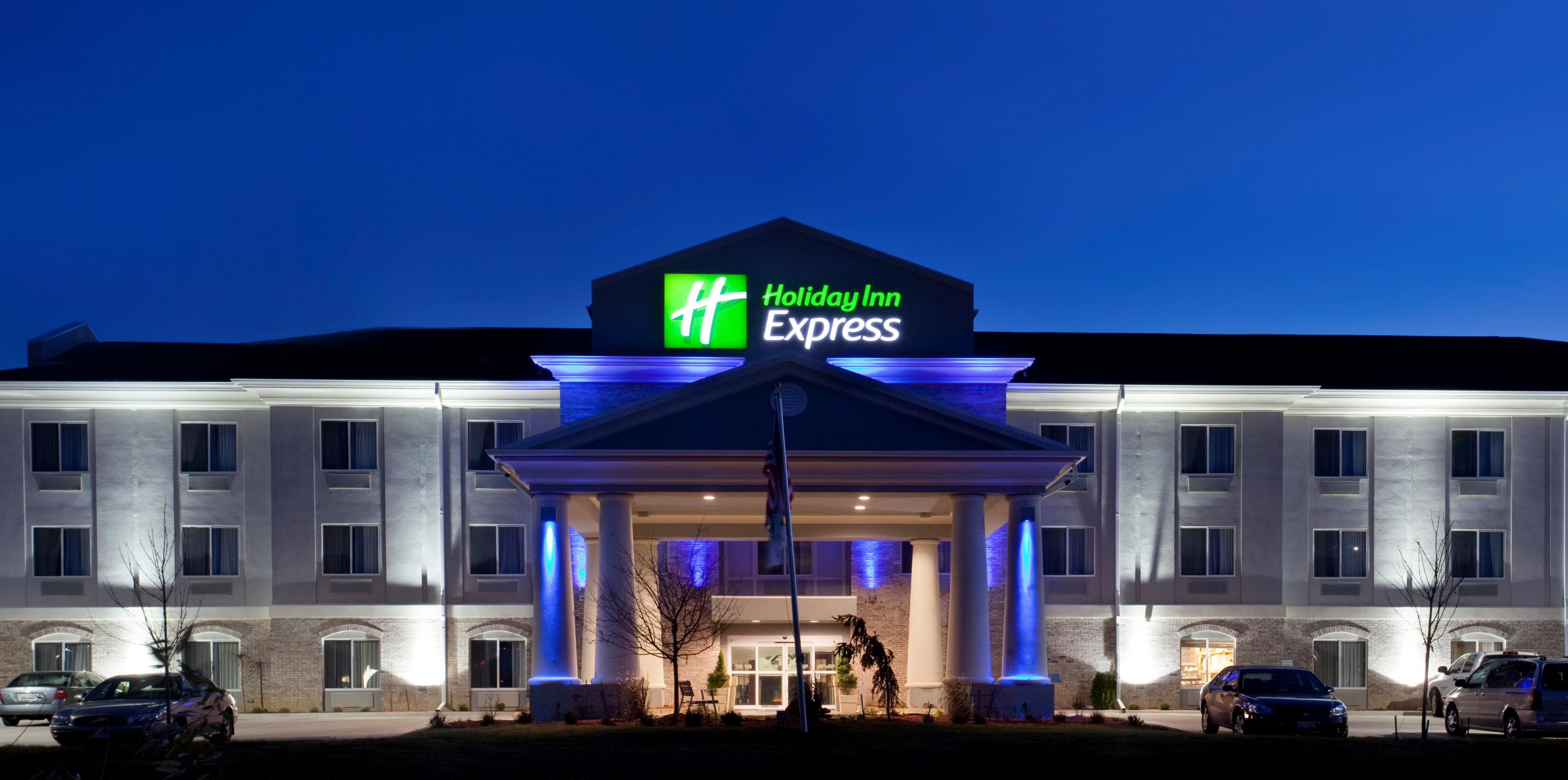 Holiday Inn Express Le Roy Bloomington Area Map & Driving Directions Parking Options for