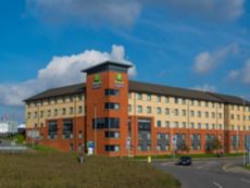 Holiday Inn Express London - Luton Airport in London, United Kingdom