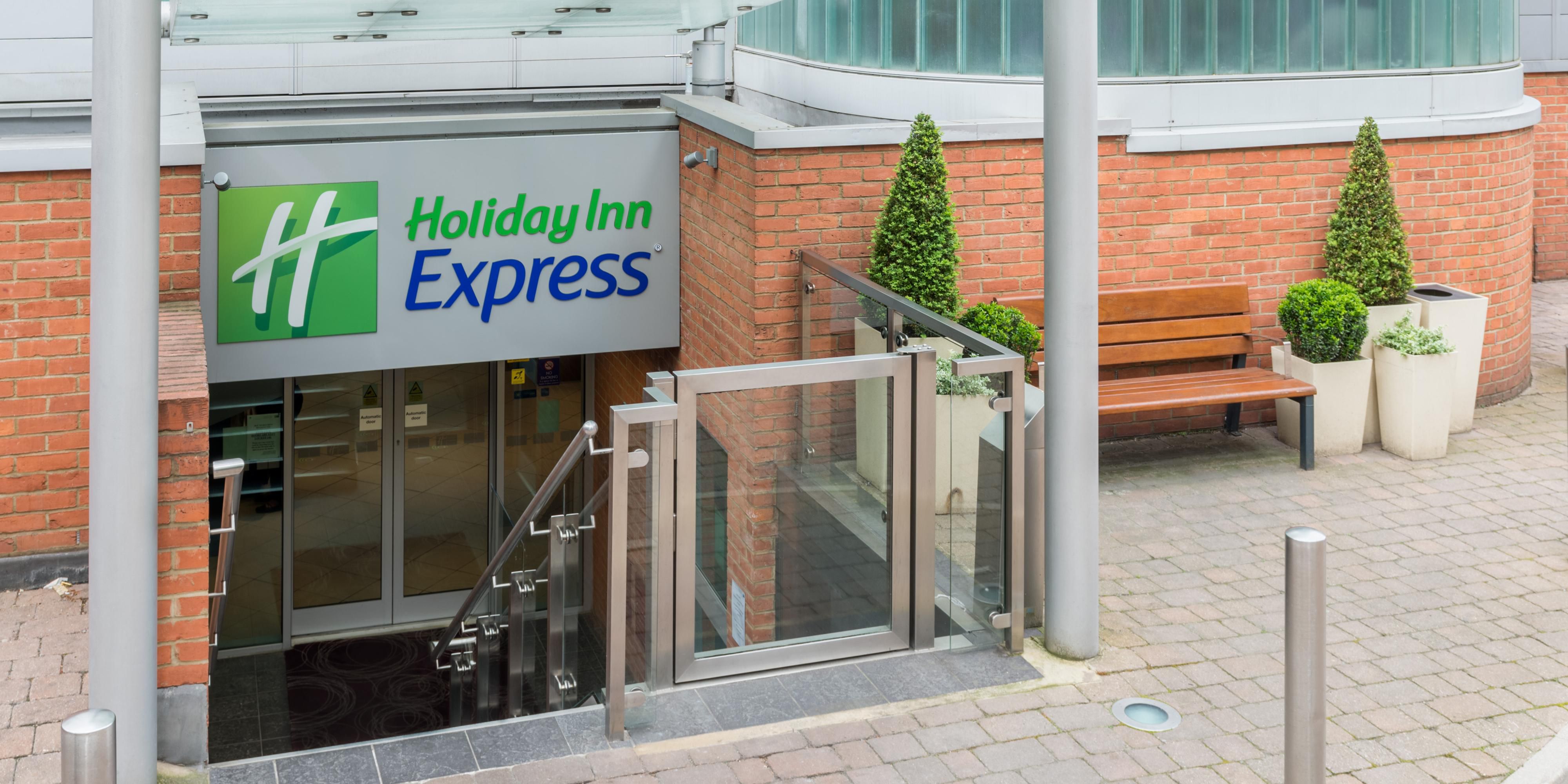 Finchley Road Hotels In London Holiday Inn Express London
