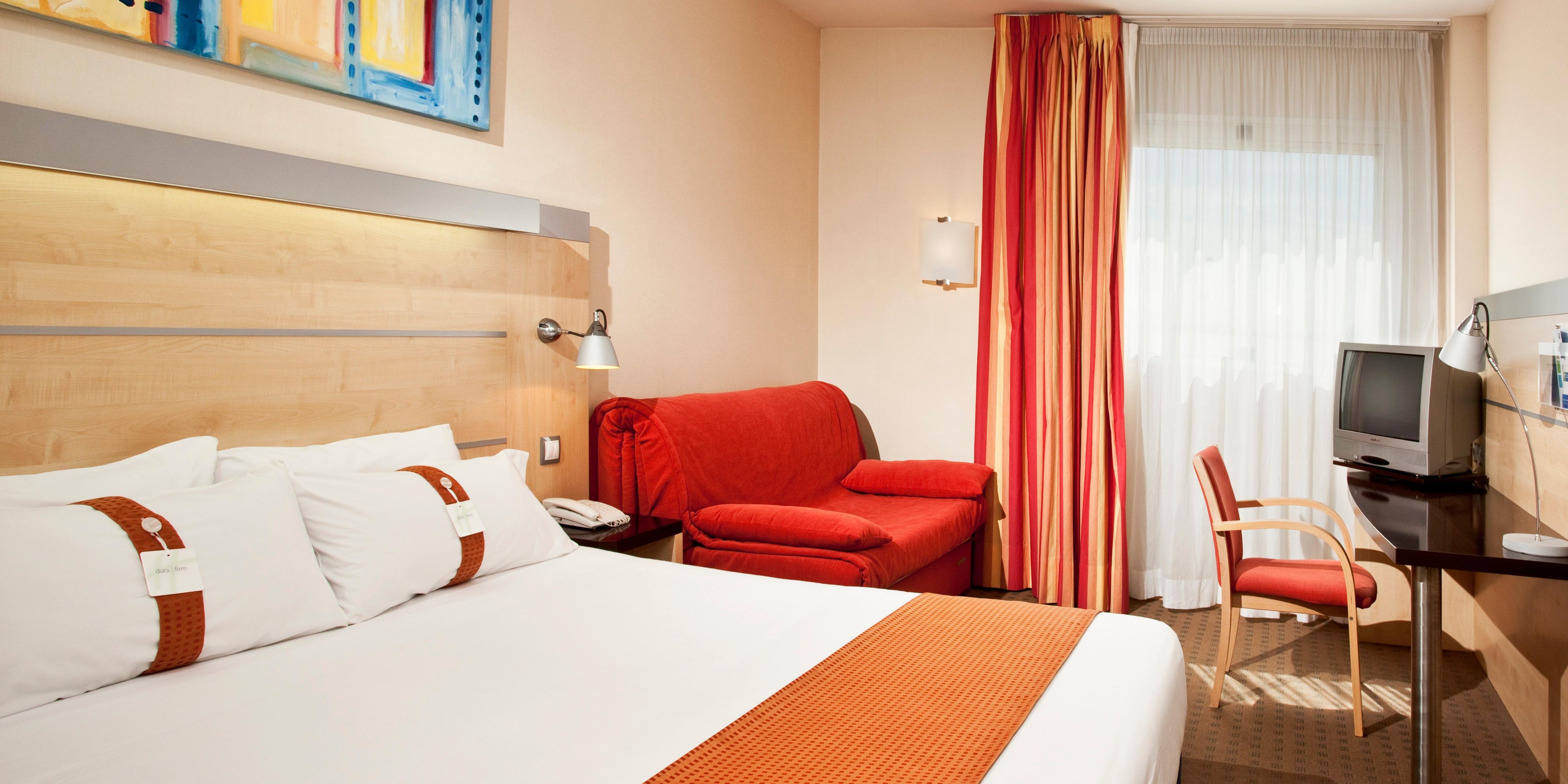 Discount 70% Off Hotel Holiday Inn Express Madrid Rivas ...