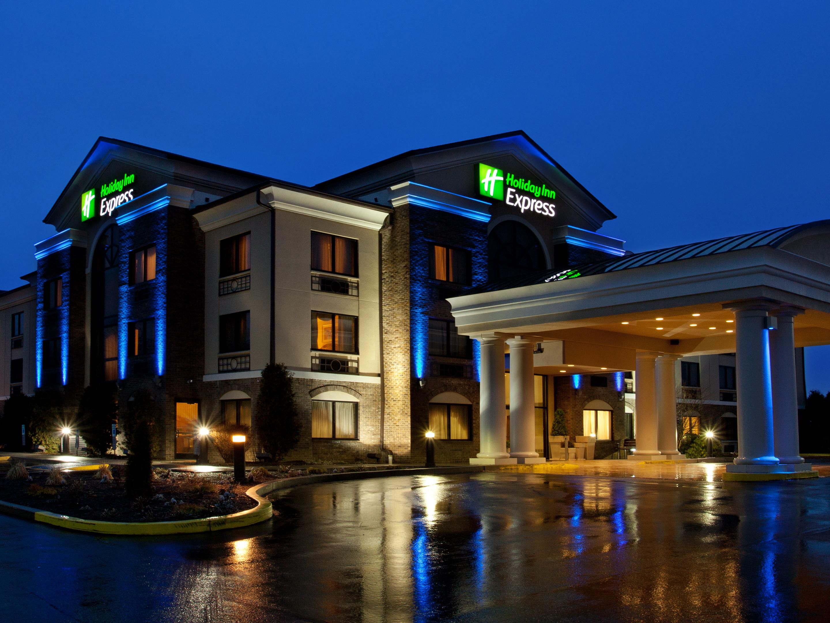 grove-city-pa-hotel-holiday-inn-express-grove-city-outlet-center