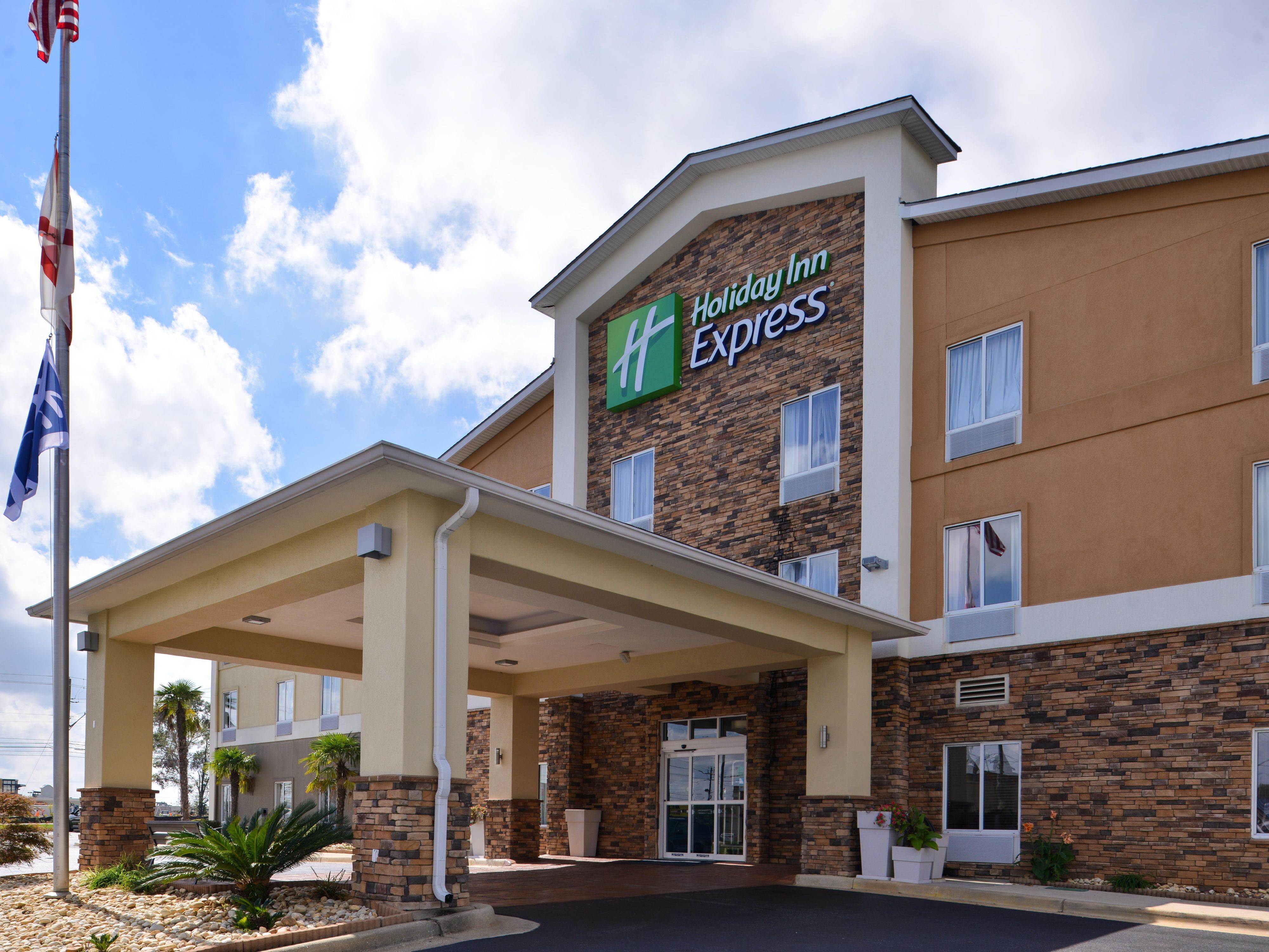 Hotel Specials for Holiday Inn Express Montgomery - East I-85