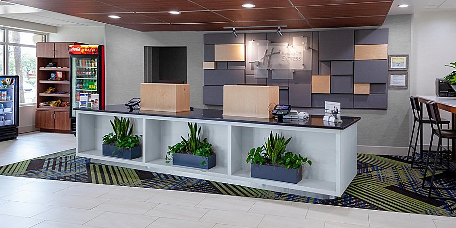 Hotel Rooms In Myrtle Beach Sc Holiday Inn Express Myrtle