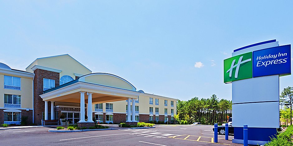 Hotels In Neptune Nj With Indoor Pools Holiday Inn Express Neptune