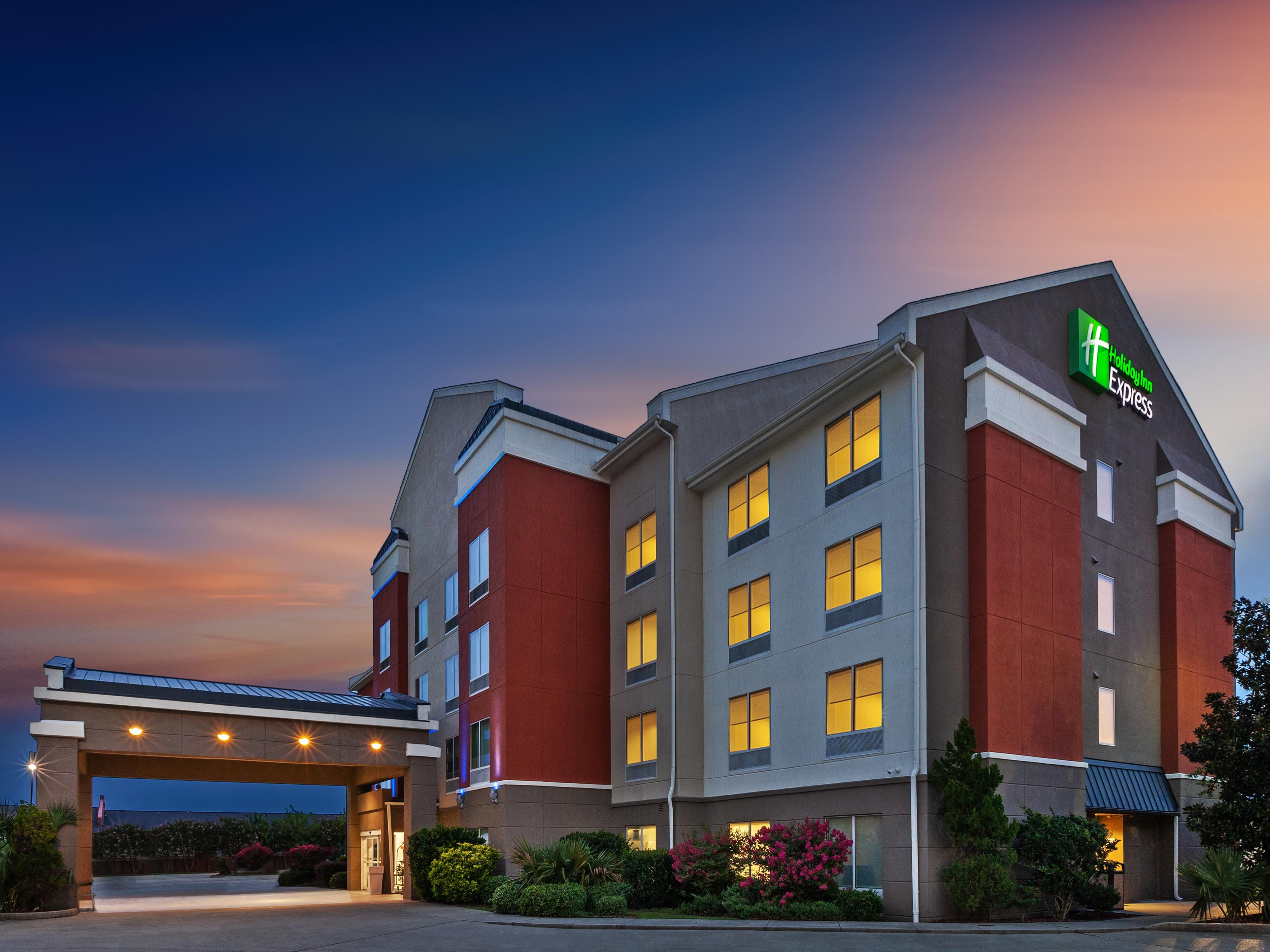 Hotels In New Orleans East Holiday Inn Express New Orleans East