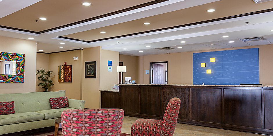 Hotels In Newington Ct Near Hartford Holiday Inn Express