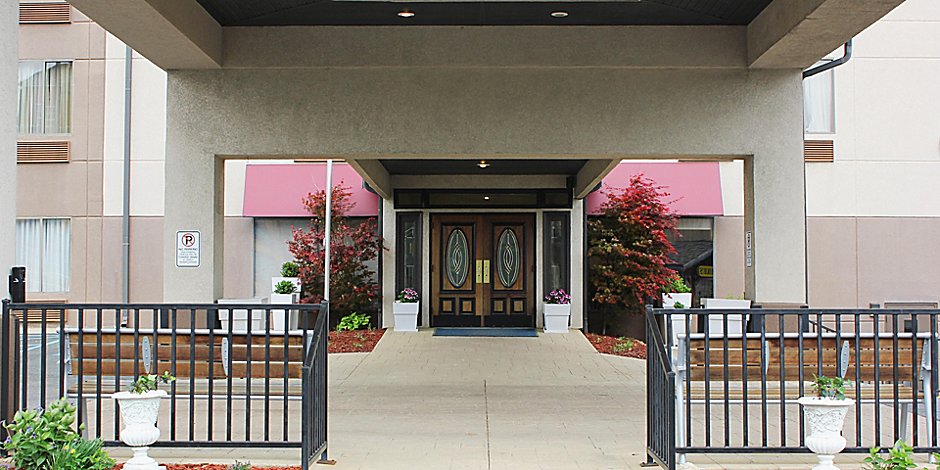 Lake Of The Ozarks Hotel Holiday Inn Express Osage Beach