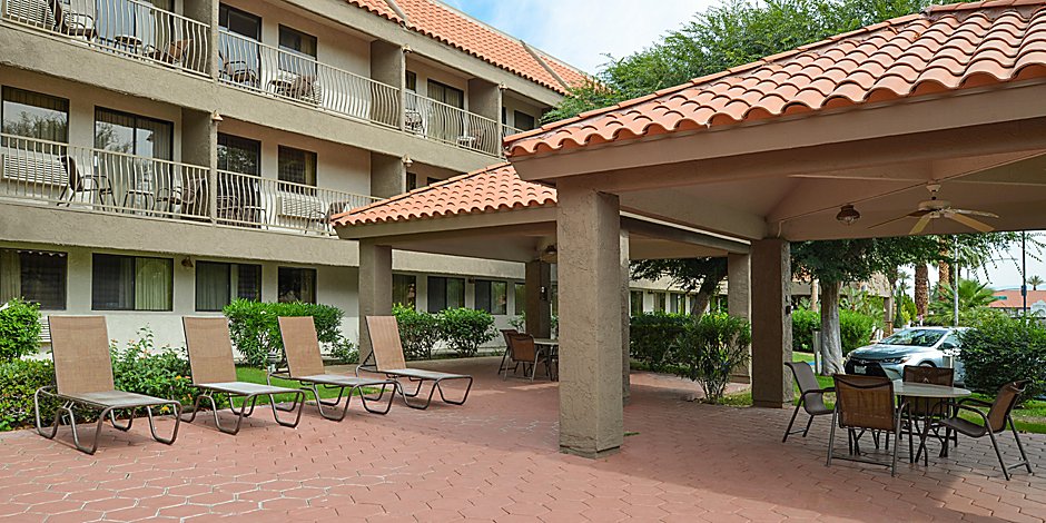 Palm Desert Ca Hotel Holiday Inn Express In Palmdale Ca 92260