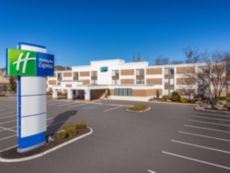 Holiday Inn Express Ramsey-Mahwah in Corona, New York