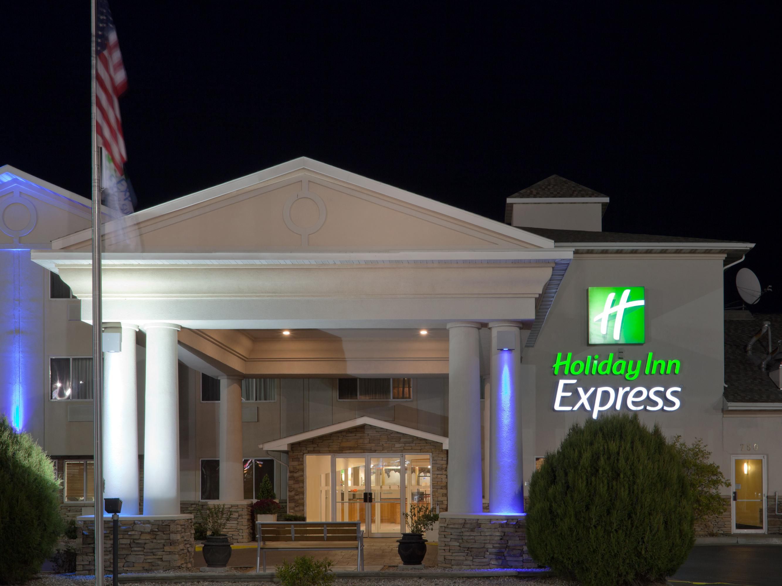 Hotel Holiday Inn Express Rapid City - Rapid City, South Dakota