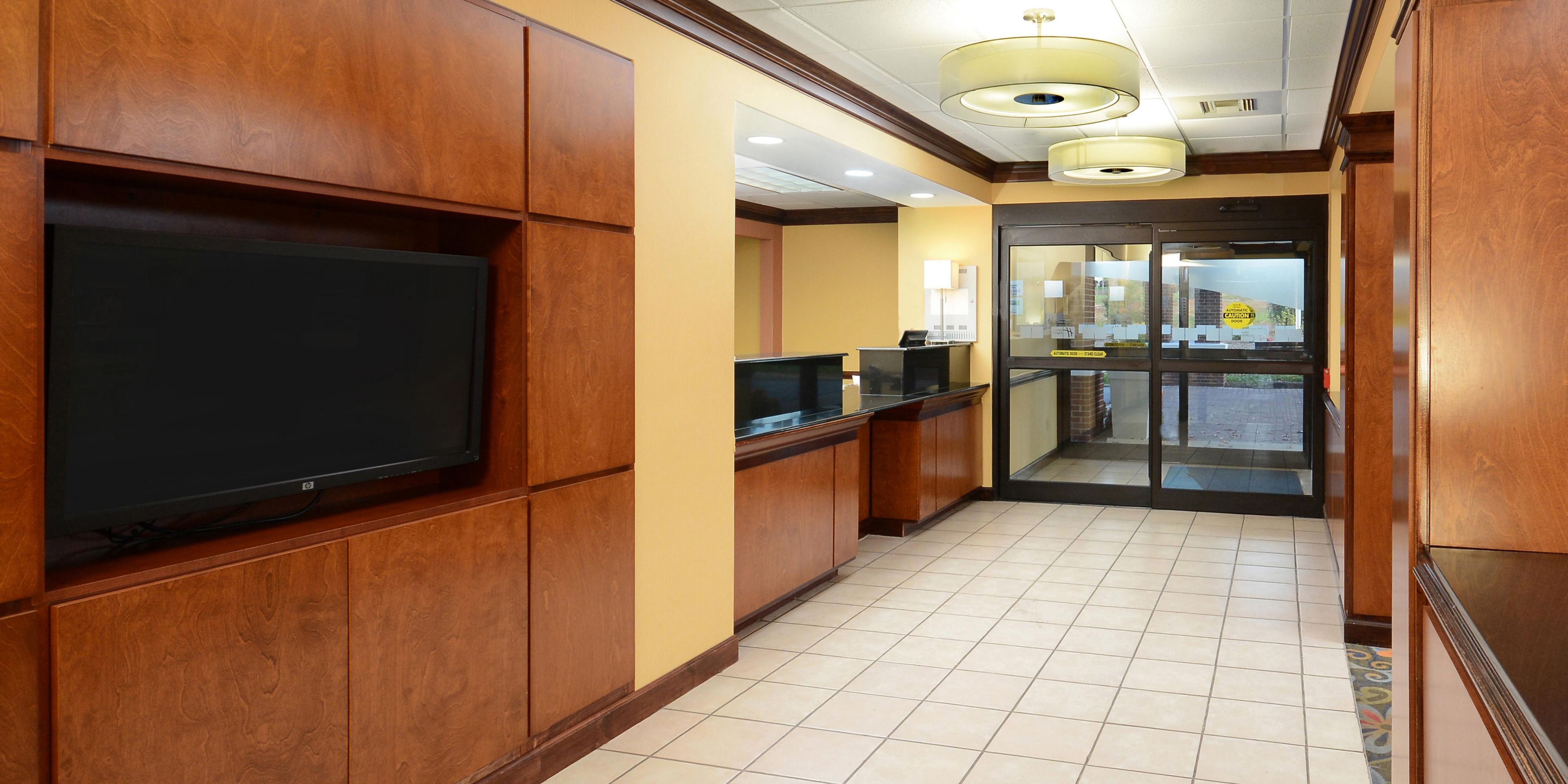 Pet Friendly Hotel Near Vcu Holiday Inn Express Richmond I 64