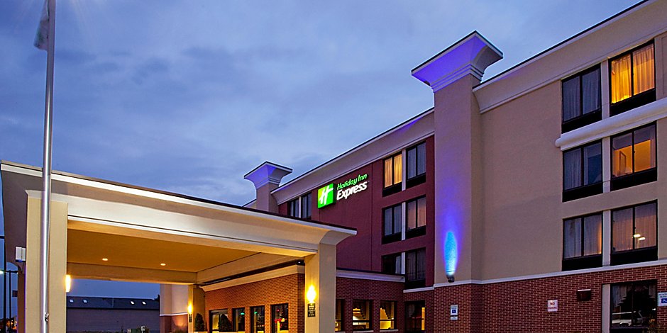 Affordable Hotels In Rochester Ny Holiday Inn Express Rochester