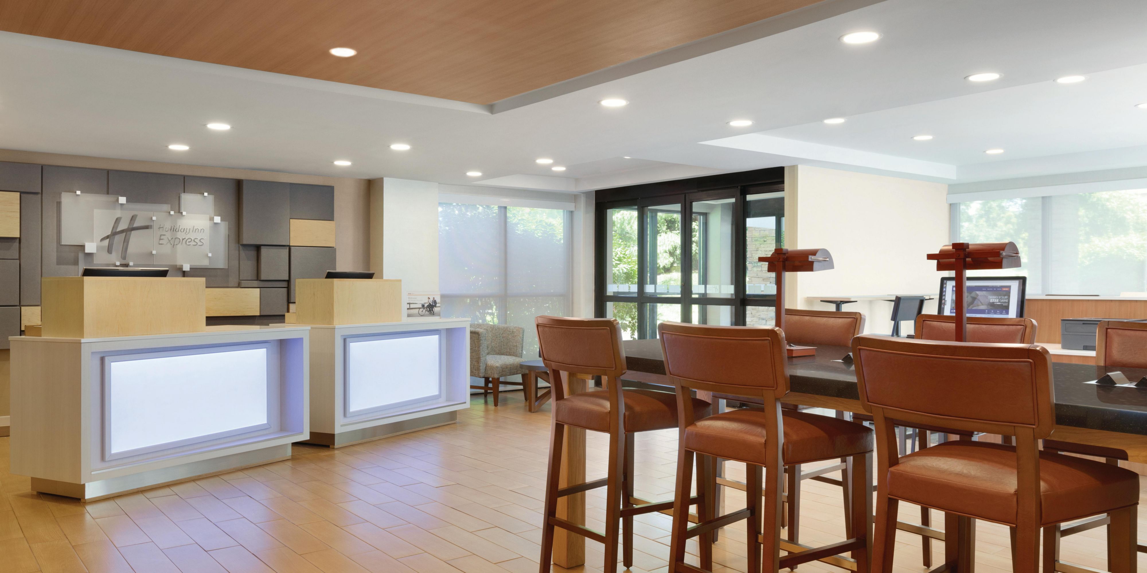 Affordable Hotel In West Hartford Ct Holiday Inn Express