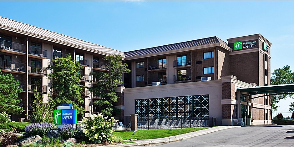 Holiday Inn Express Rolling Mdws Schaumburg Area Hotel By Ihg