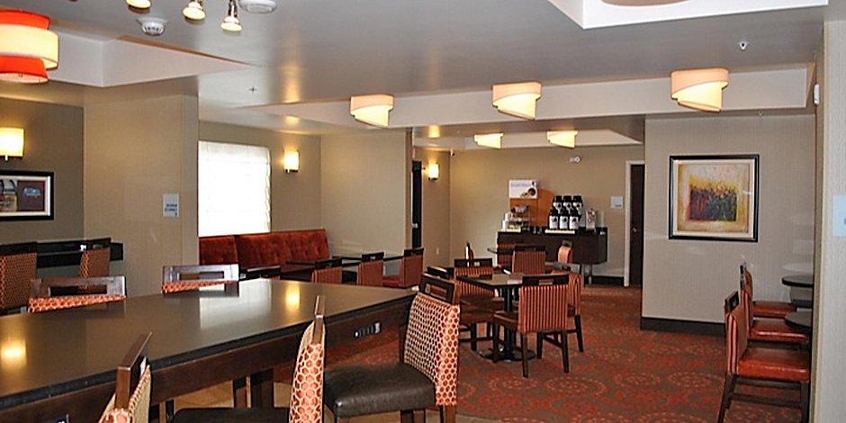 Holiday Inn Express Salem Hotel By Ihg