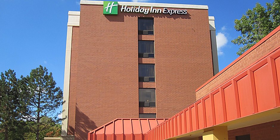 Schaumburg Il Hotels Near Woodfield Mall Holiday Inn Express