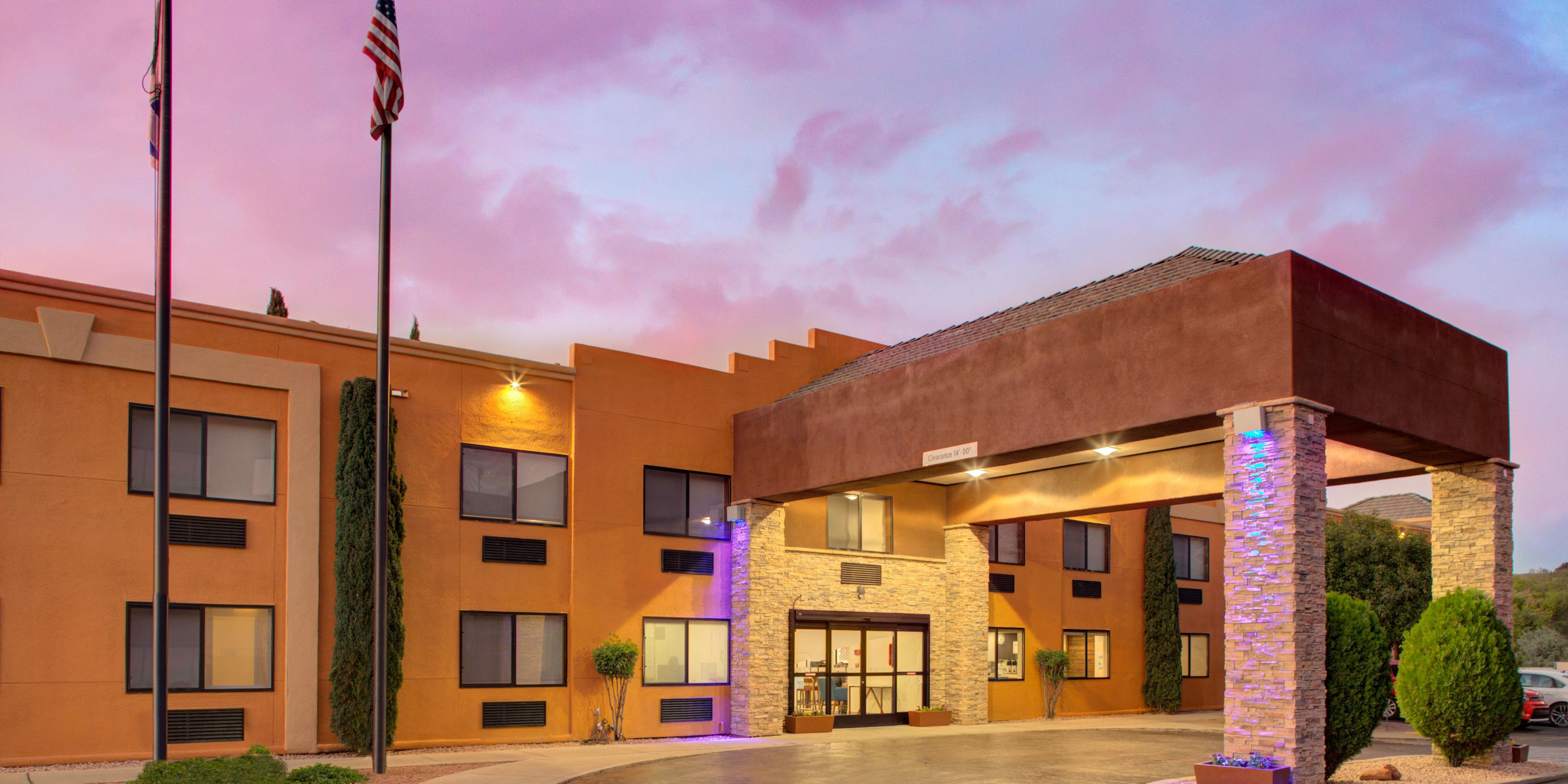 Holiday Inn Express Sedona Oak Creek Hotel By Ihg