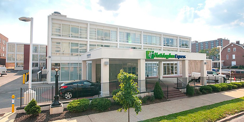 Hotels Near St Louis Zoo Holiday Inn Express St Louis