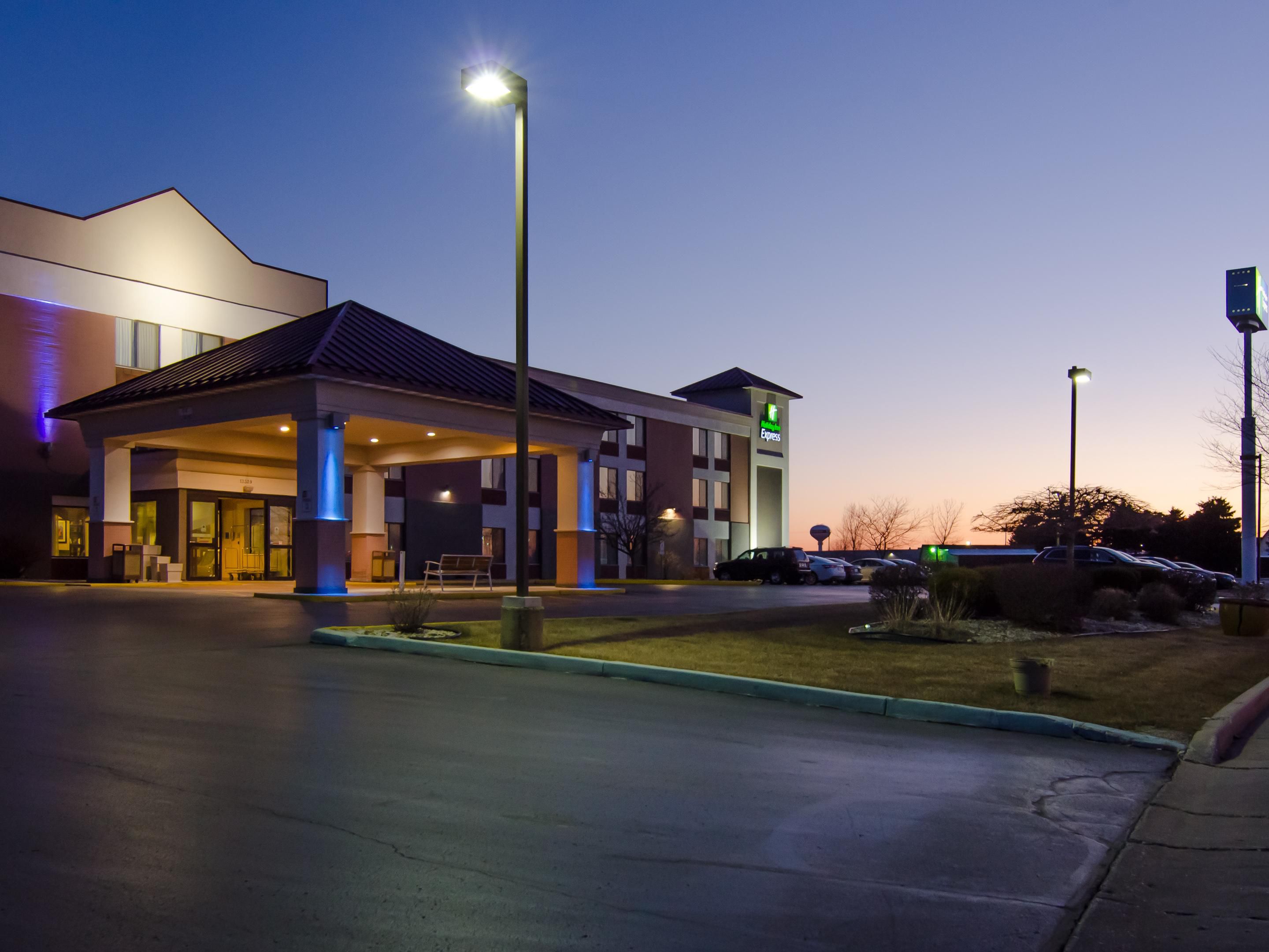 Holiday Inn 333 Front Royal Pike – DVSKL