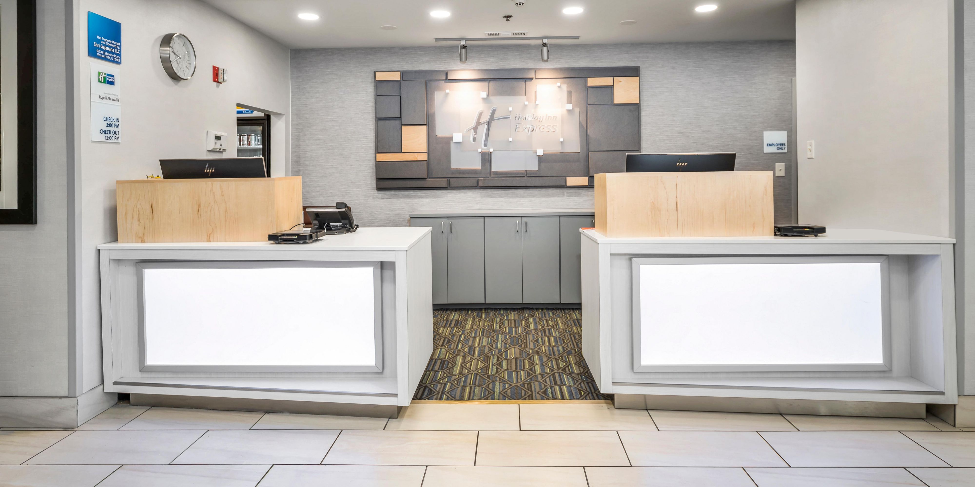 Holiday Inn Express Chicago Nw Vernon Hills Hotel By Ihg