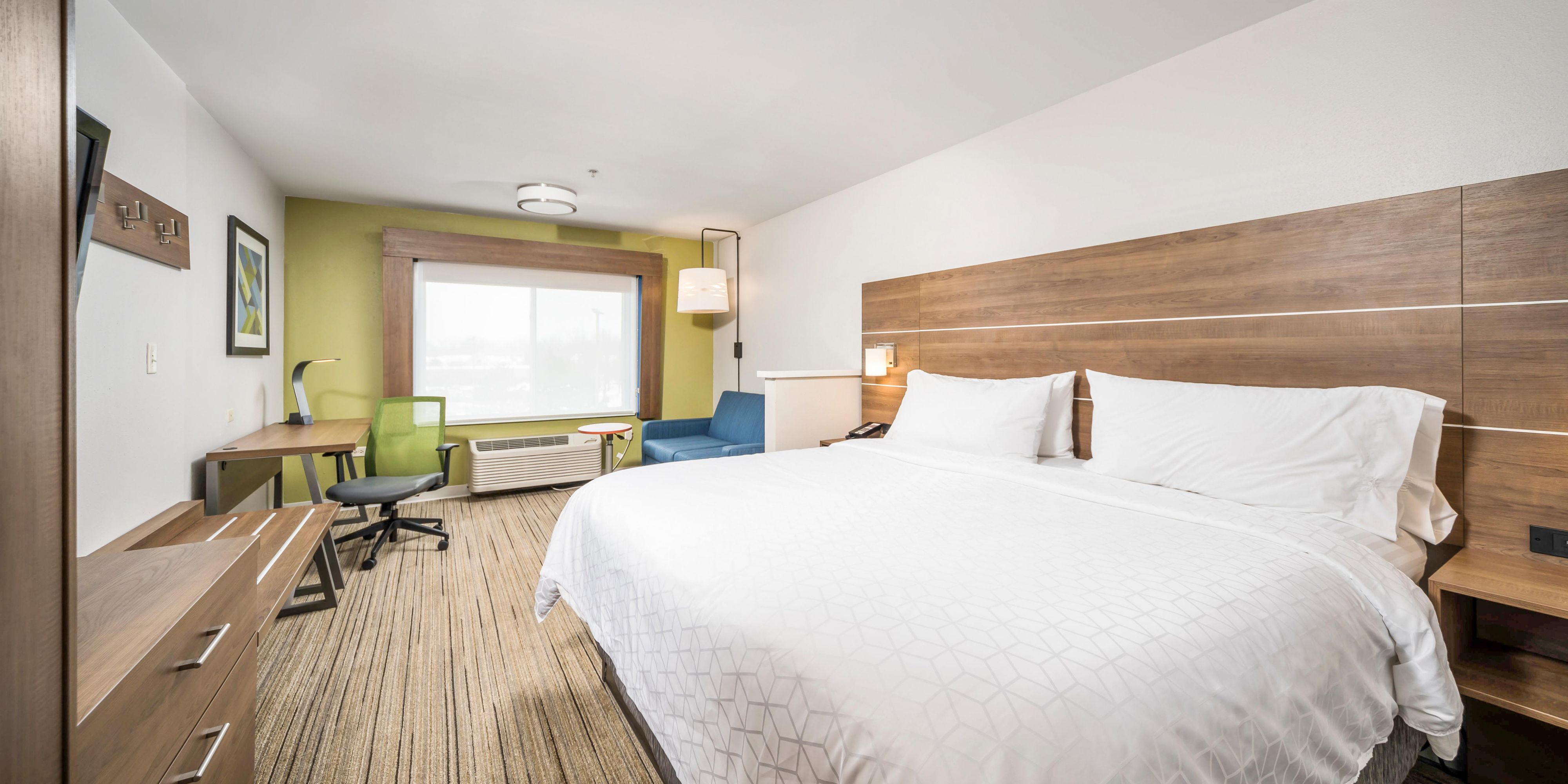 Holiday Inn Express Chicago Nw Vernon Hills Hotel By Ihg