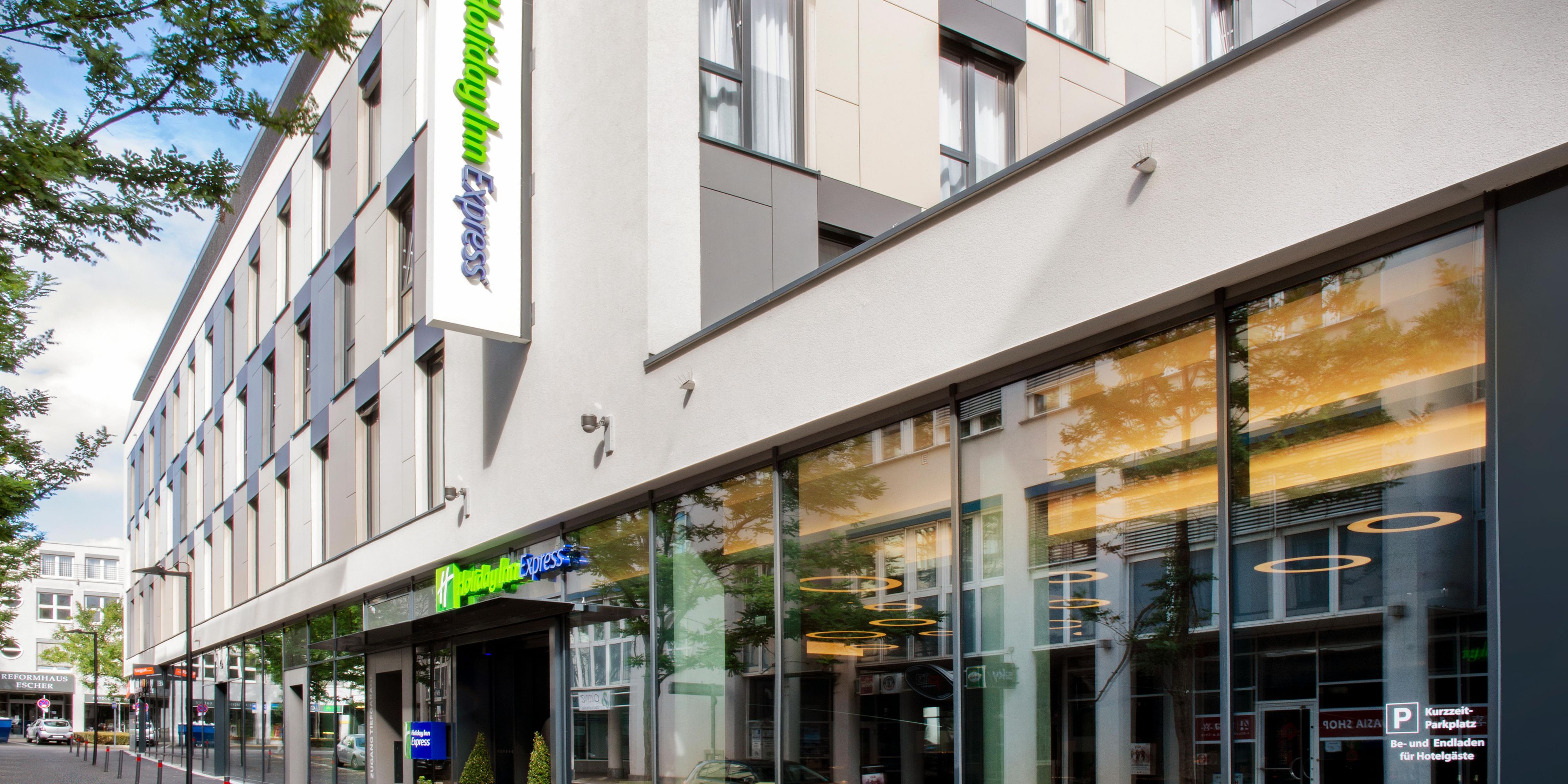 Karte und Anfahrtsbeschreibung f  r das Holiday Inn Express Stuttgart