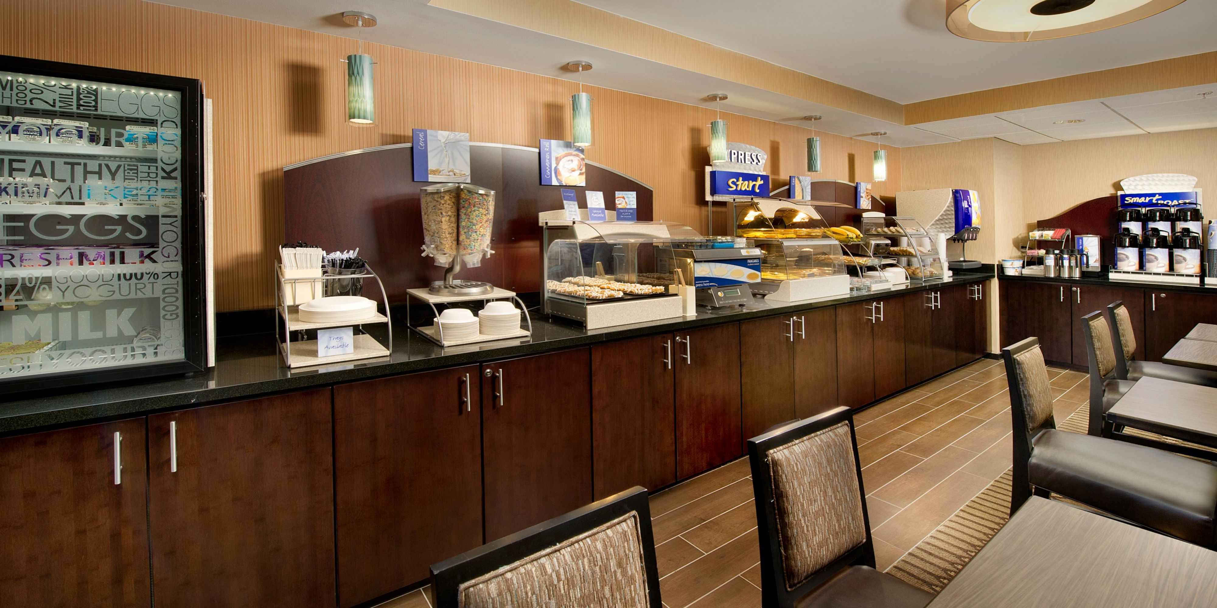 Pet Friendly Hotels In Waldorf Maryland Holiday Inn Express Waldorf