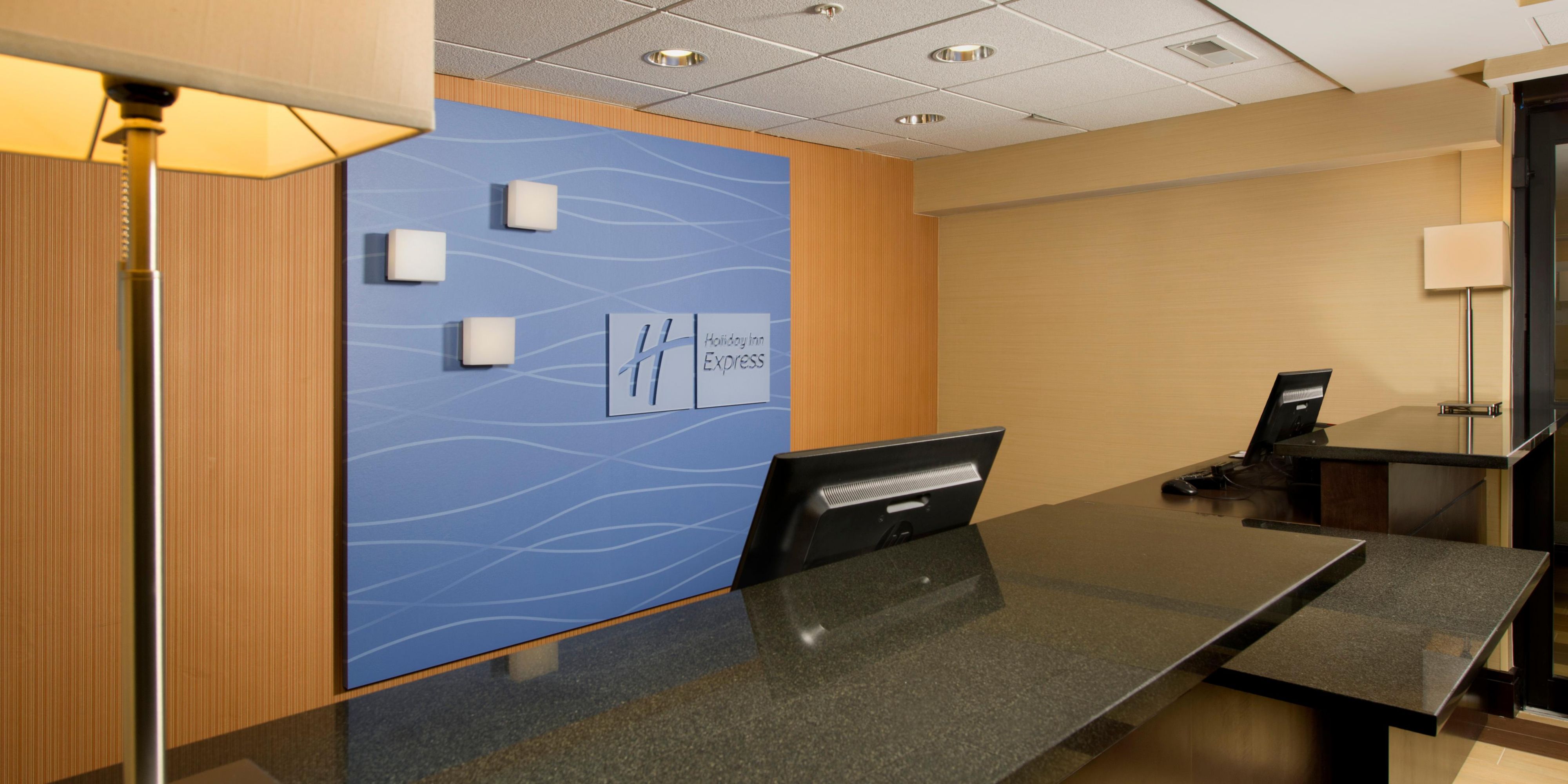 Pet Friendly Hotels In Waldorf Maryland Holiday Inn Express Waldorf