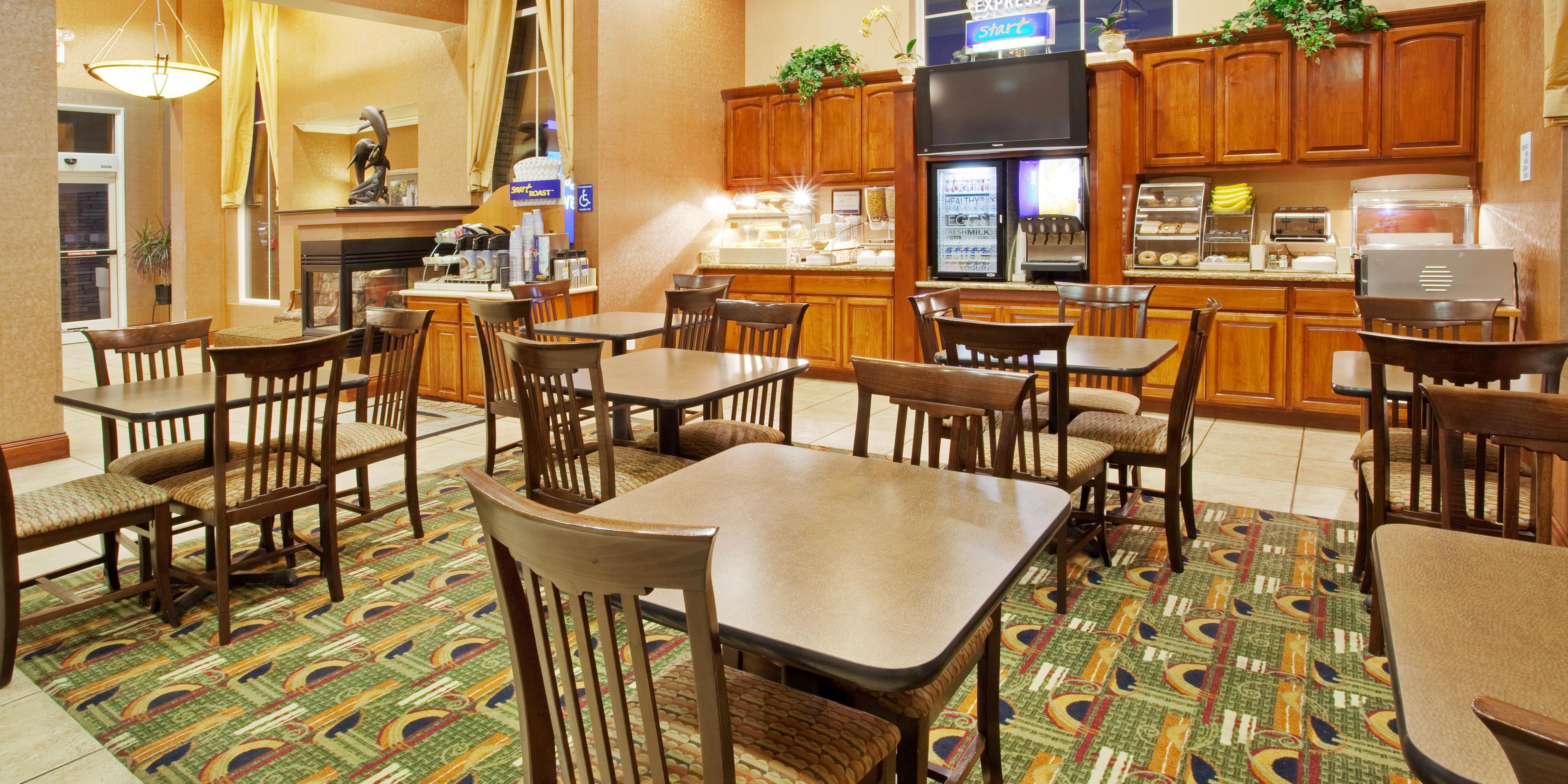 Holiday Inn Express West Sacramento Capitol Area Hotel By IHG